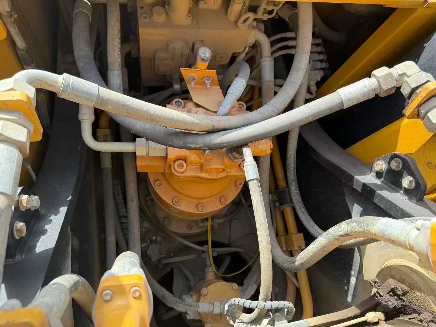 Used Sany SY200H Excavator 2021 Model / 5