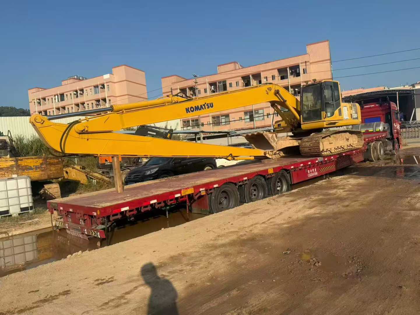 Used Komatsu PC220-8 Excavator 2016 Model