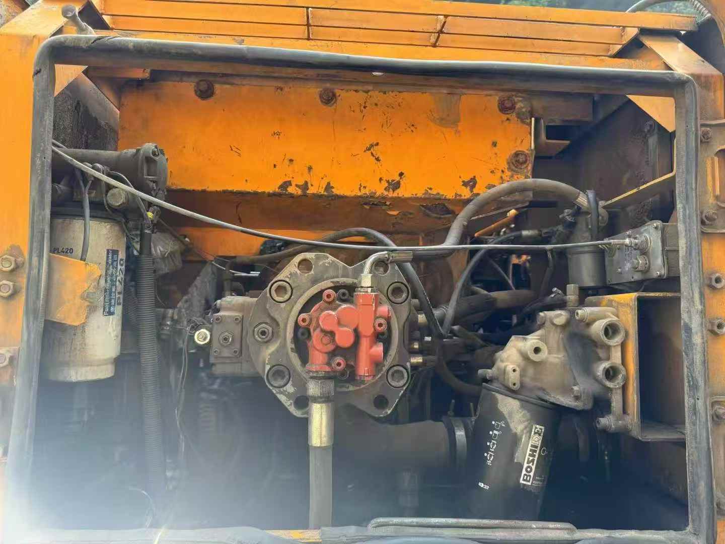 Used Sany SY215ACE Excavator 2011 Model / 4