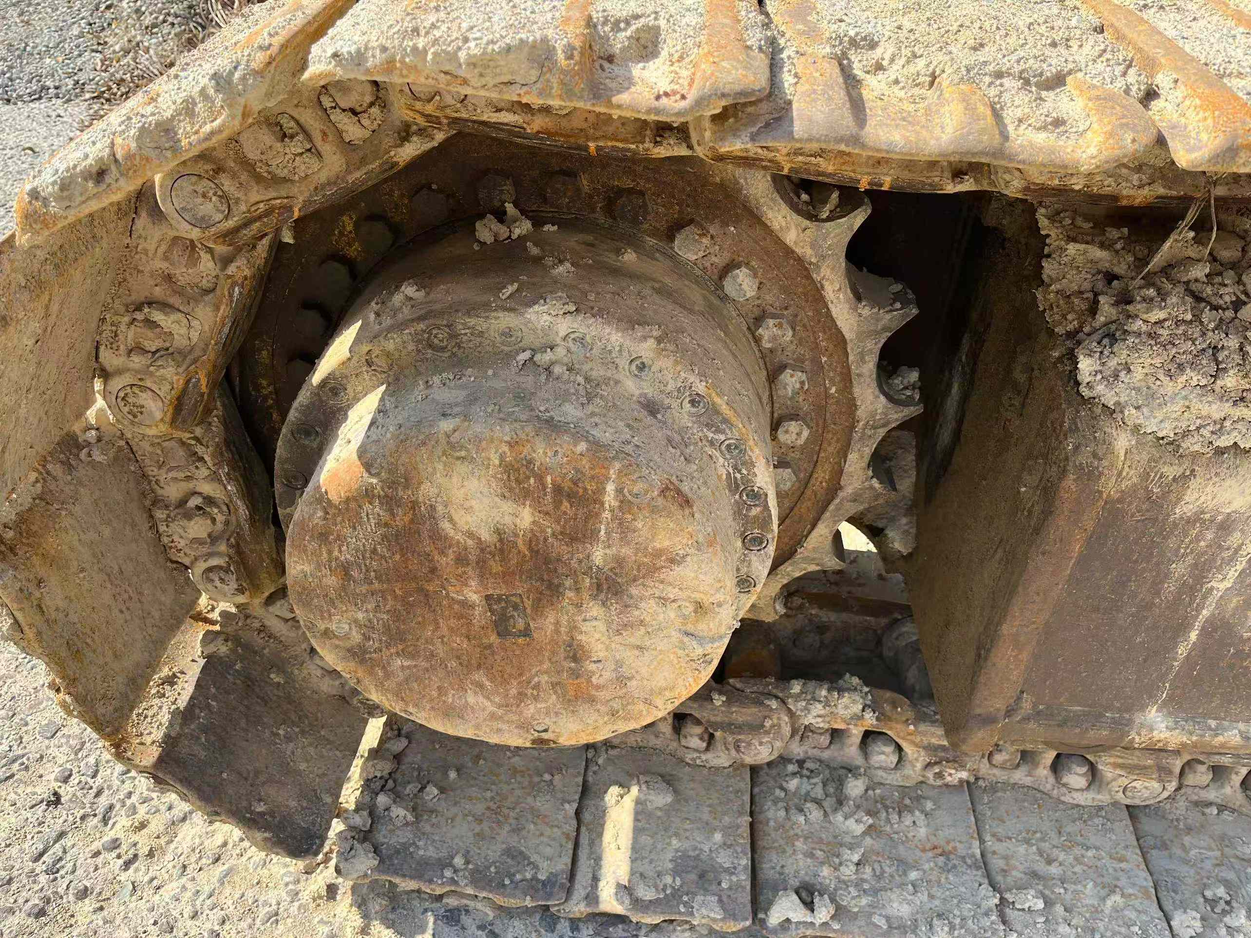 Used Hyundai R305LC-7 Excavator 2016 Model / 9