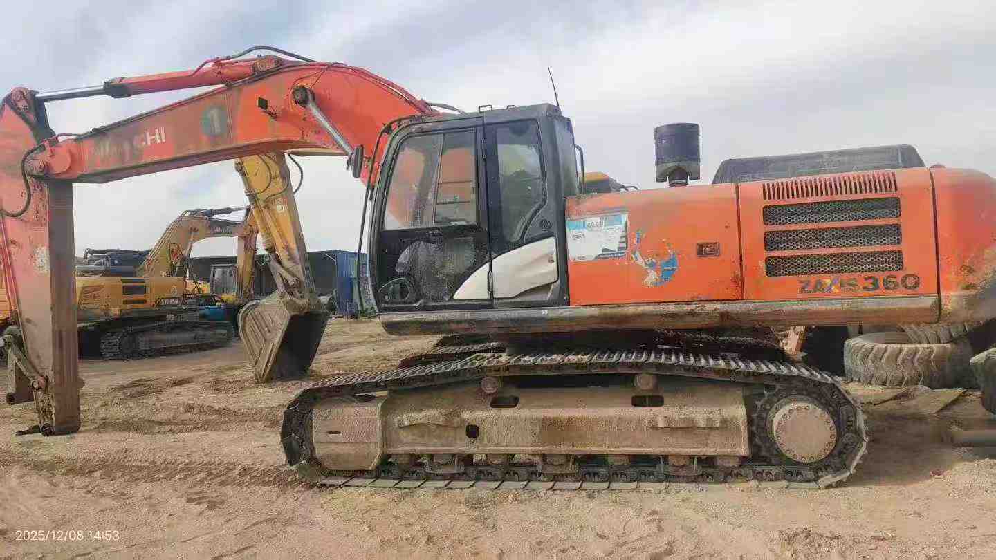 Used Hitachi ZX60-5G Excavator 2014 Model / 3