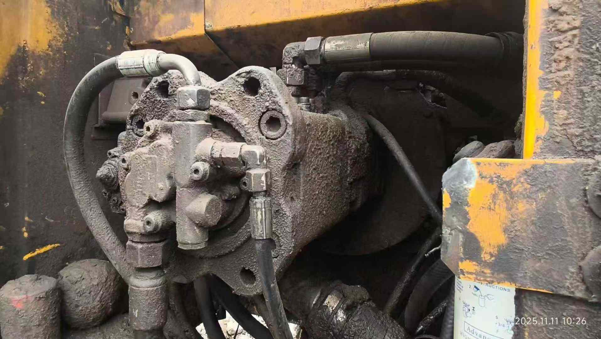 Used XCMG XE215 Excavator 2016 Model / 6