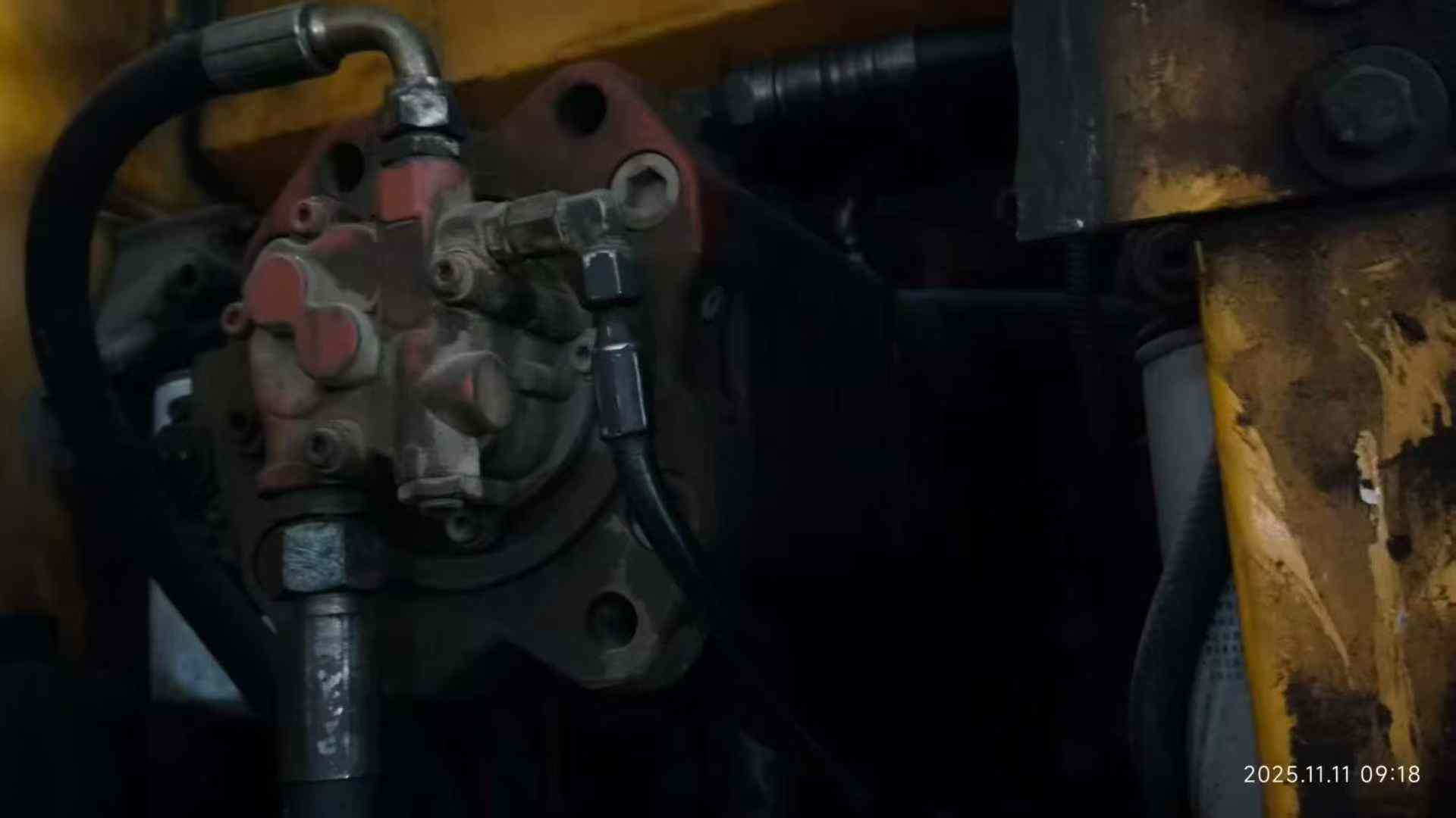 Used XCMG XE60 Excavator 2012 Model / 5