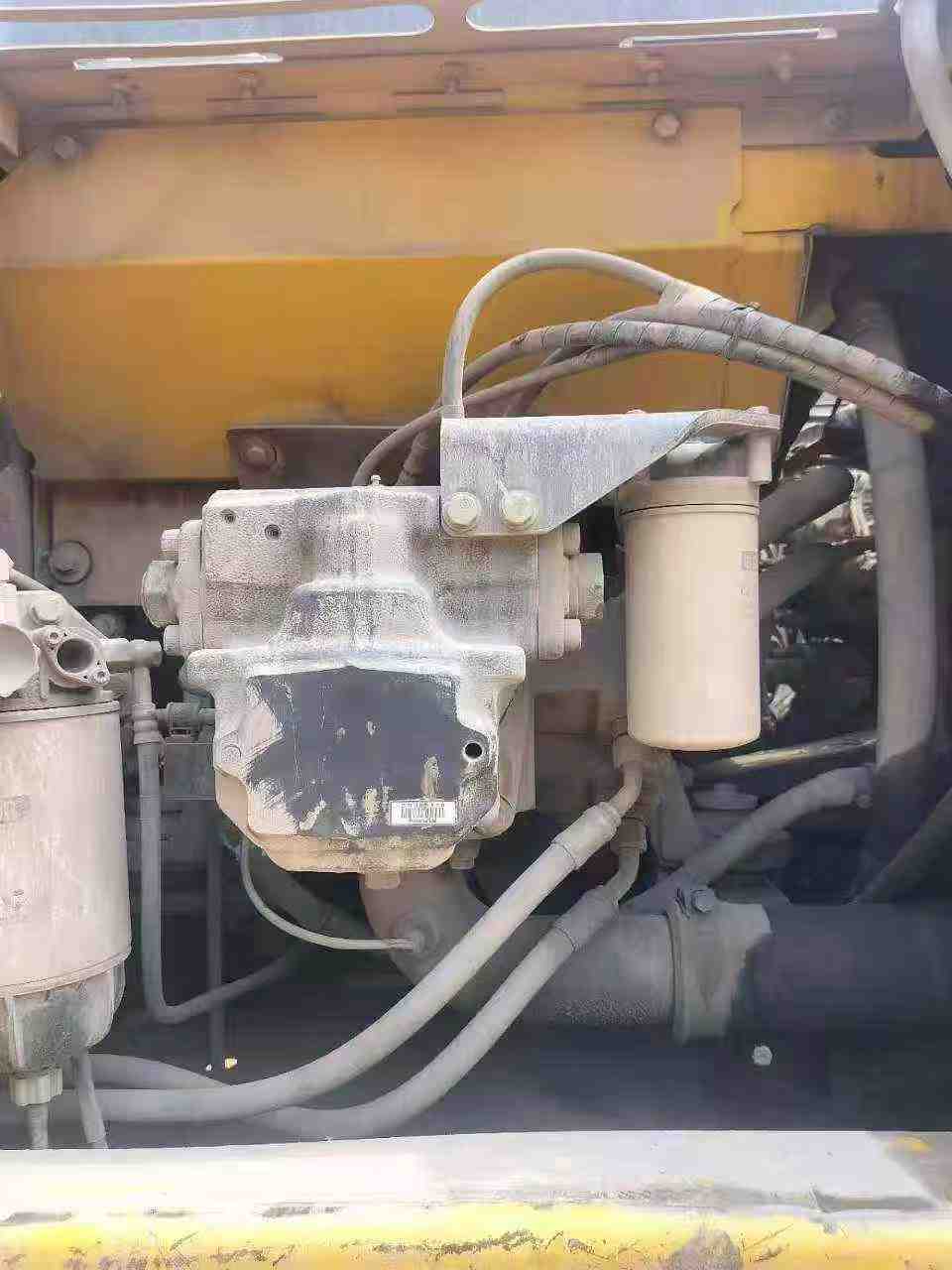 Used Komatsu PC220 Excavator 2018 Model / 4