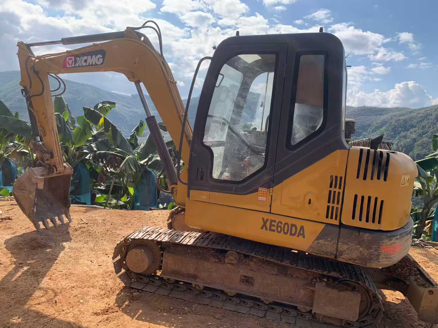 Used XCMG XE60 Excavator 2016 Model