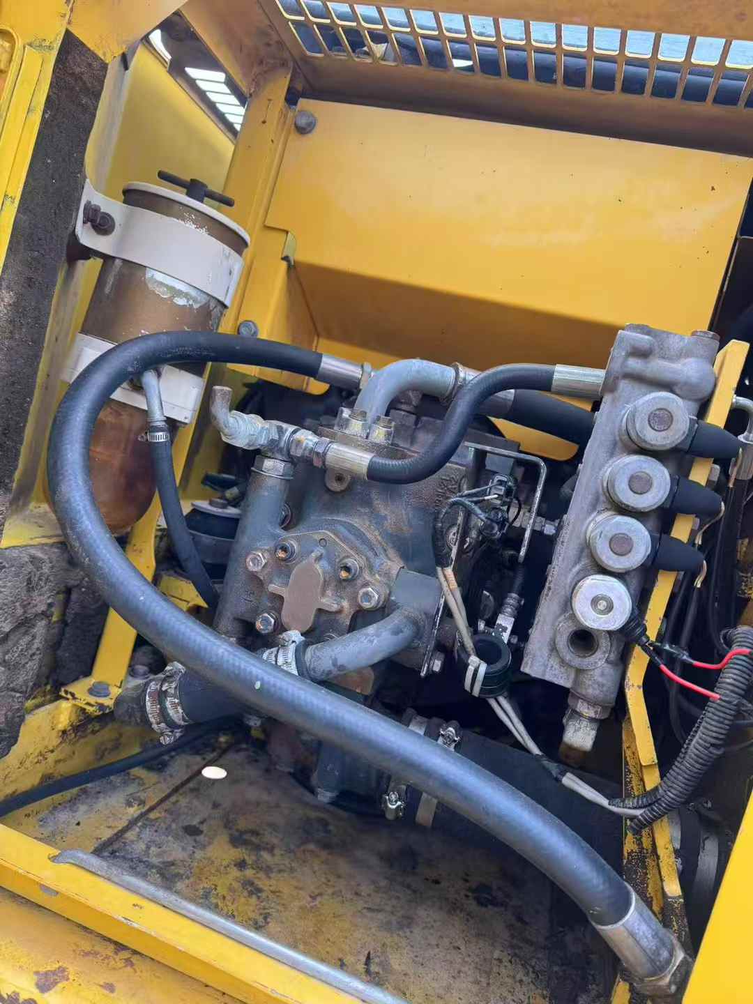 Used Komatsu PC120-6E Excavator 2016 Model / 3