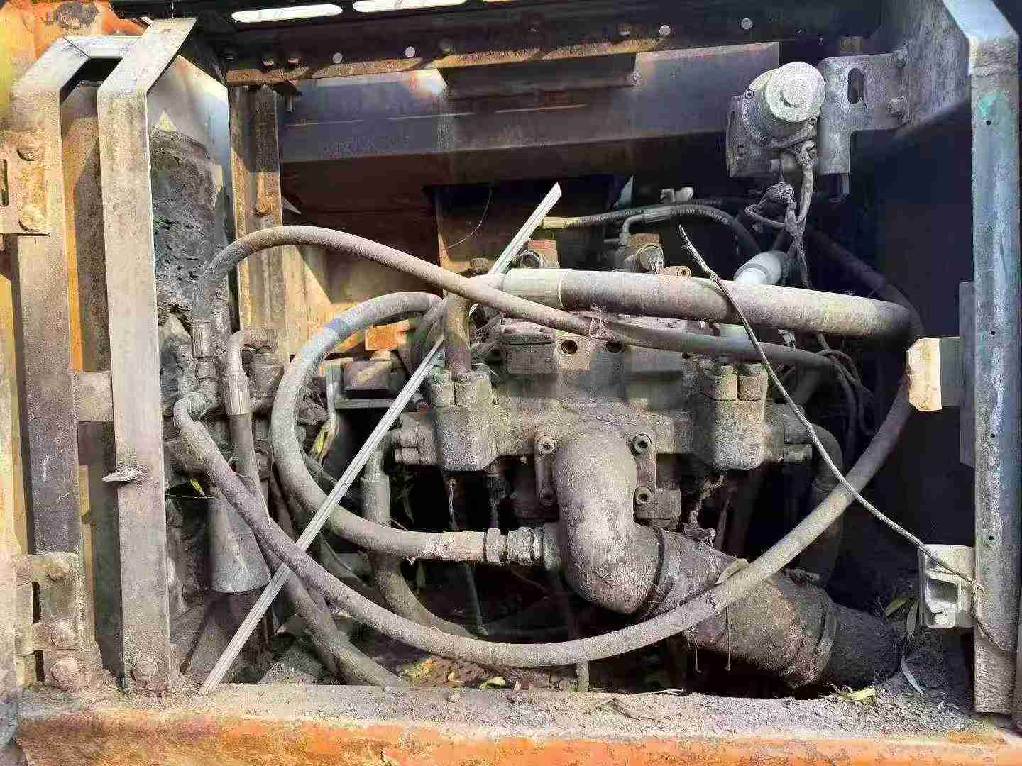 Used Hitachi ZX210K Excavator 2016 Model / 4