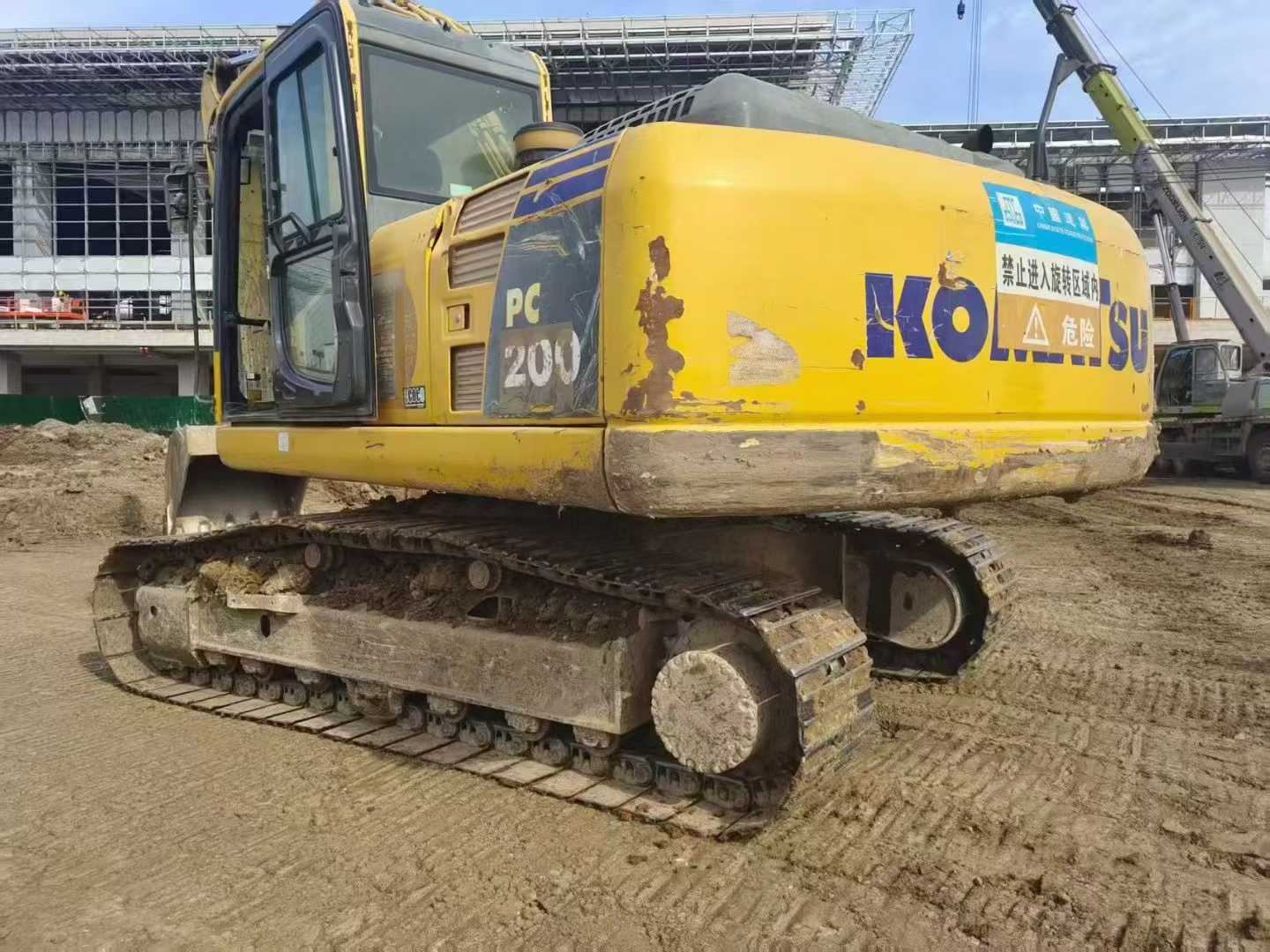 Used Komatsu PC200 Excavator 2015 Model / 2