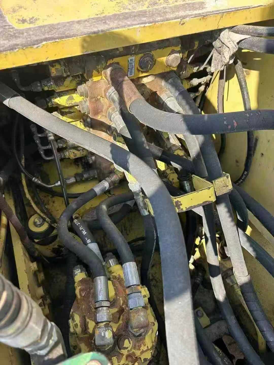 Used Komatsu PW100 Excavator 2016 Model / 7