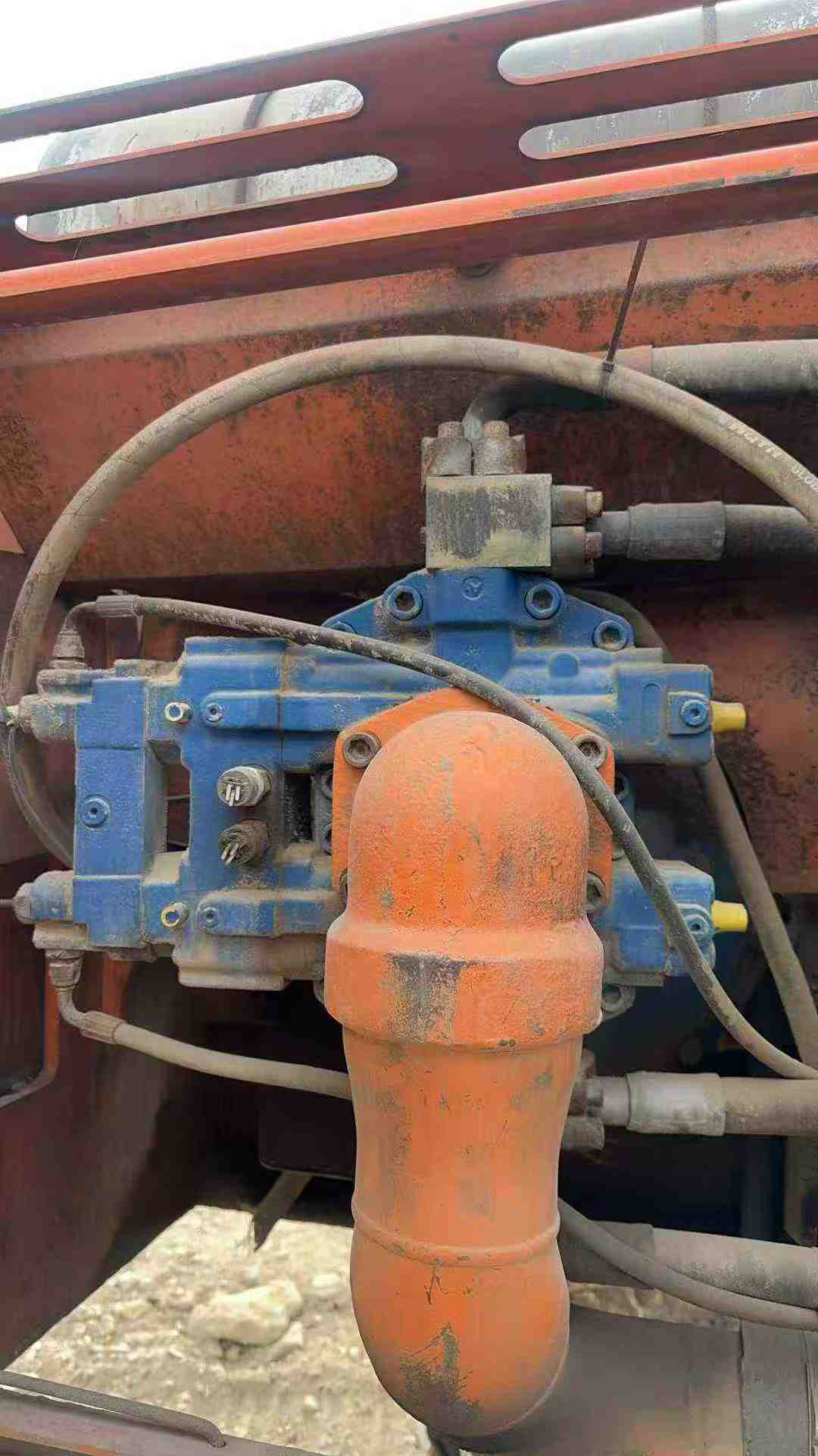 Used Doosan DL420 Excavator 2016 Model / 3