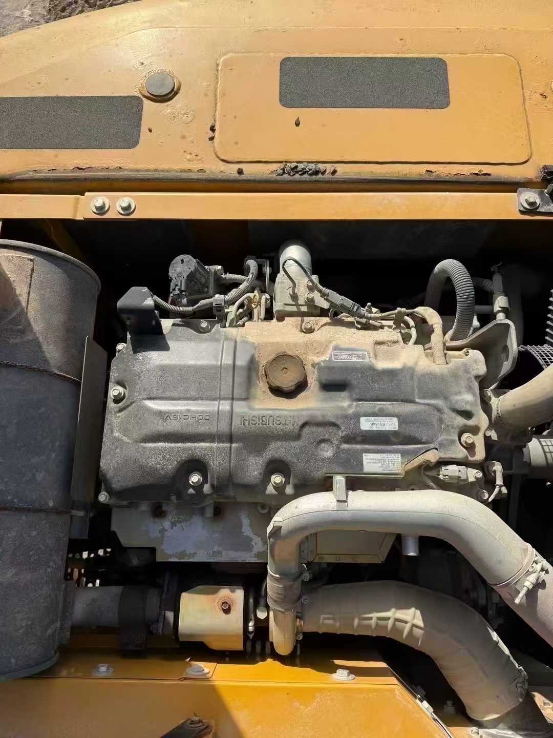 Used Sany SY200H Excavator 2021 Model / 6