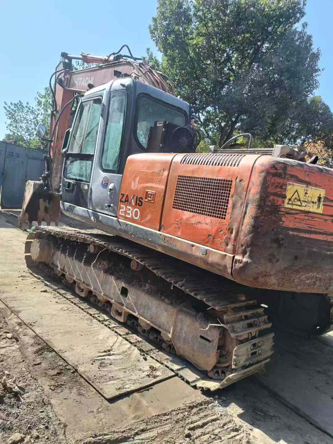 Used Hitachi ZAXIS200 Excavator 2016 Model