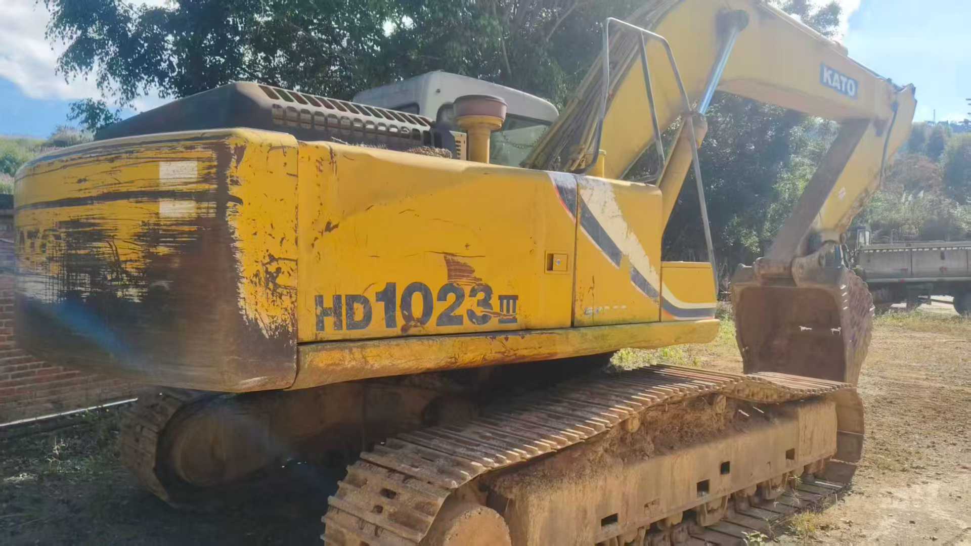 Used Kato HD1023 Excavator 2016 Model