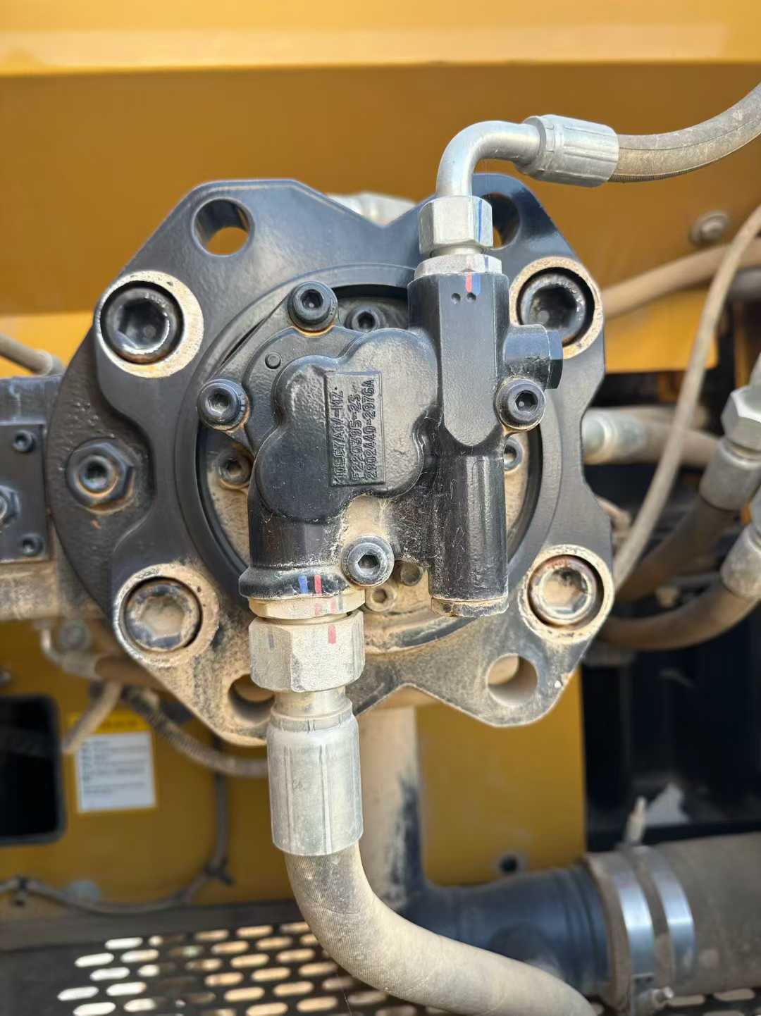 Used Sany SY215W Excavator 2022 Model / 6