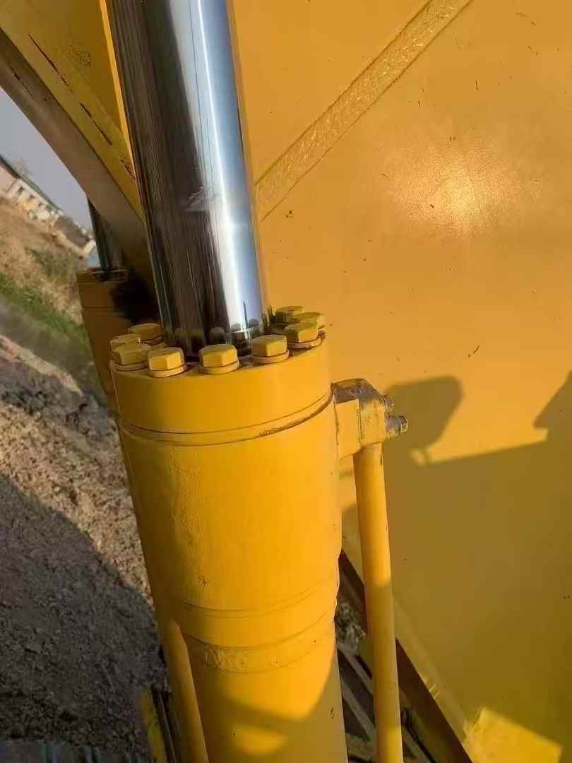 Used Komatsu PC200-8 Excavator 2021 Model / 7