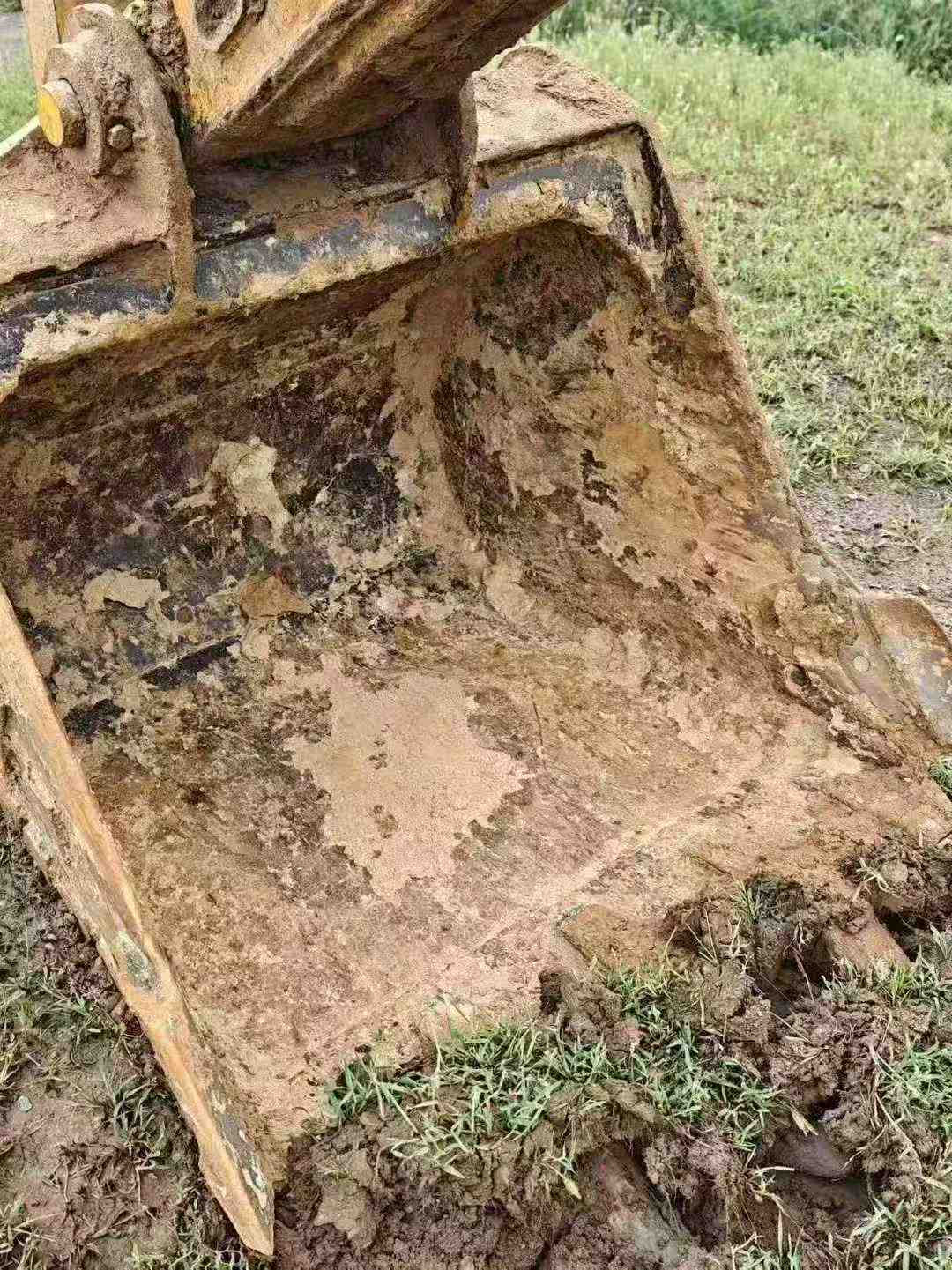 Used Hyundai R215VS Excavator 2018 Model / 9