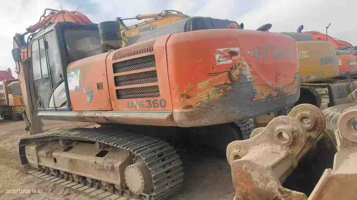 Used Hitachi ZX60-5G Excavator 2014 Model / 4