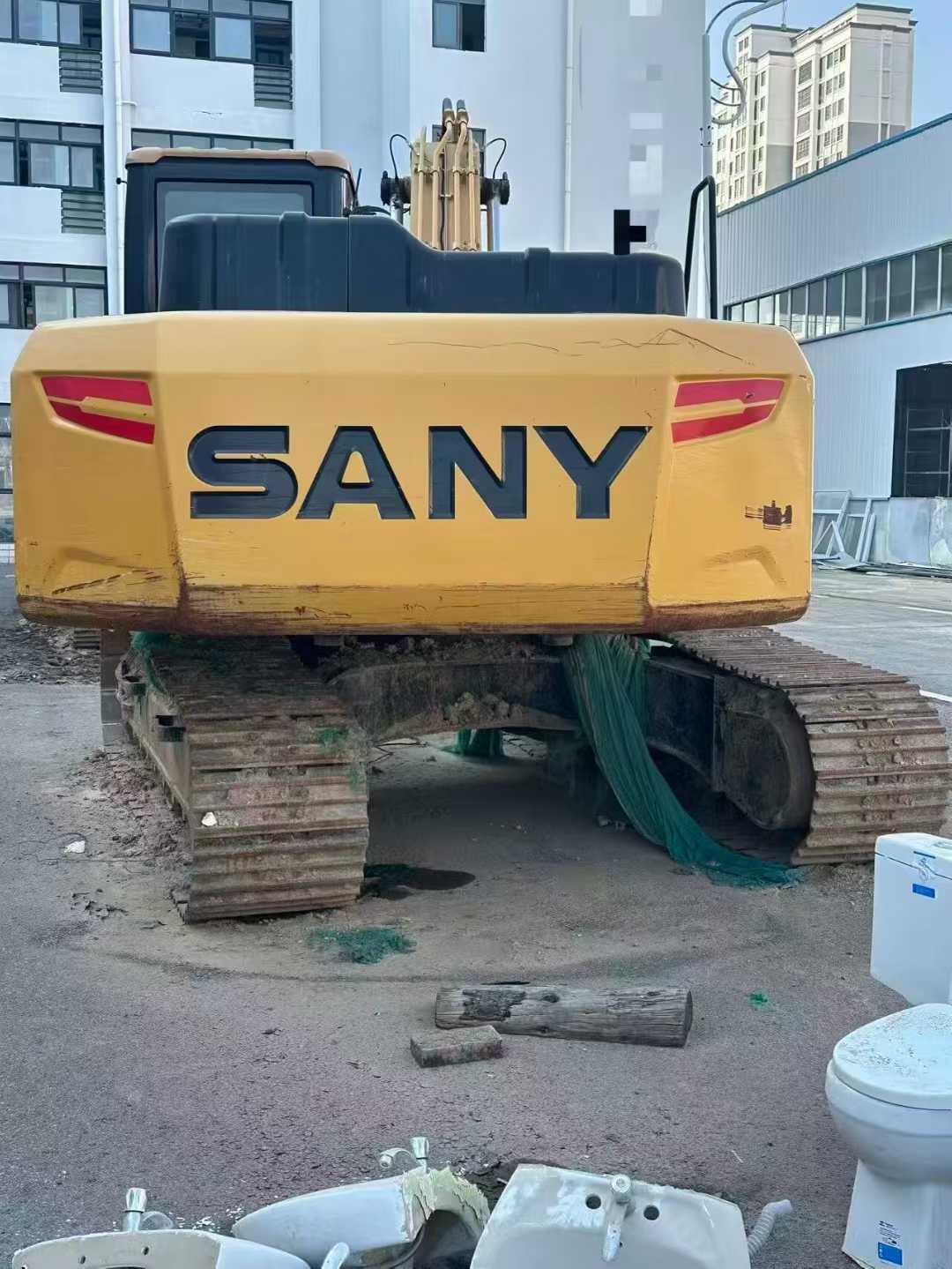Used Sany SY215W Excavator 2022 Model / 3