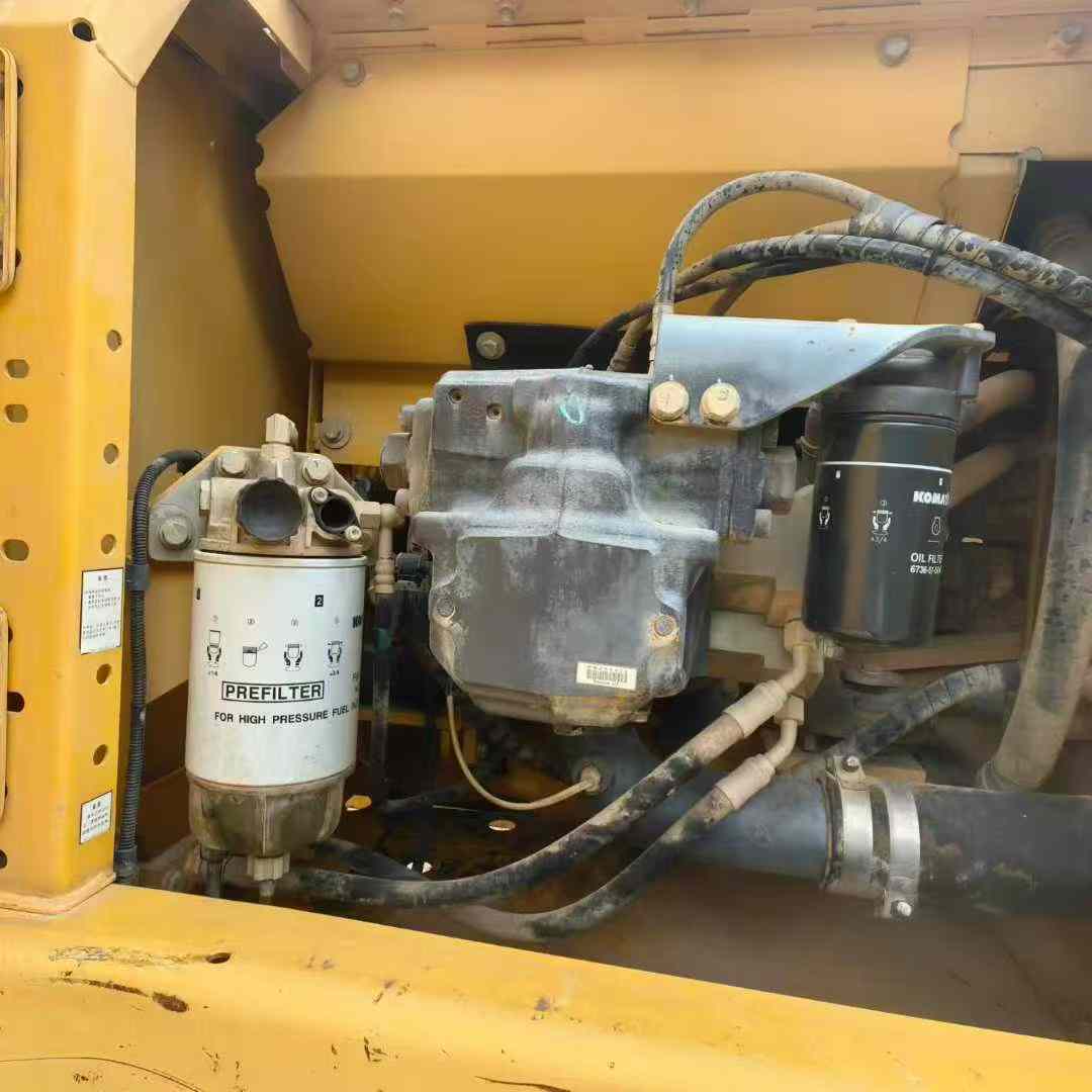 Used Komatsu PC200-8 Excavator 2019 Model / 4