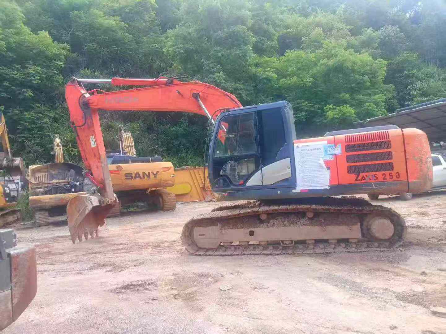 Used Hitachi ZAXIS200 Excavator 2014 Model