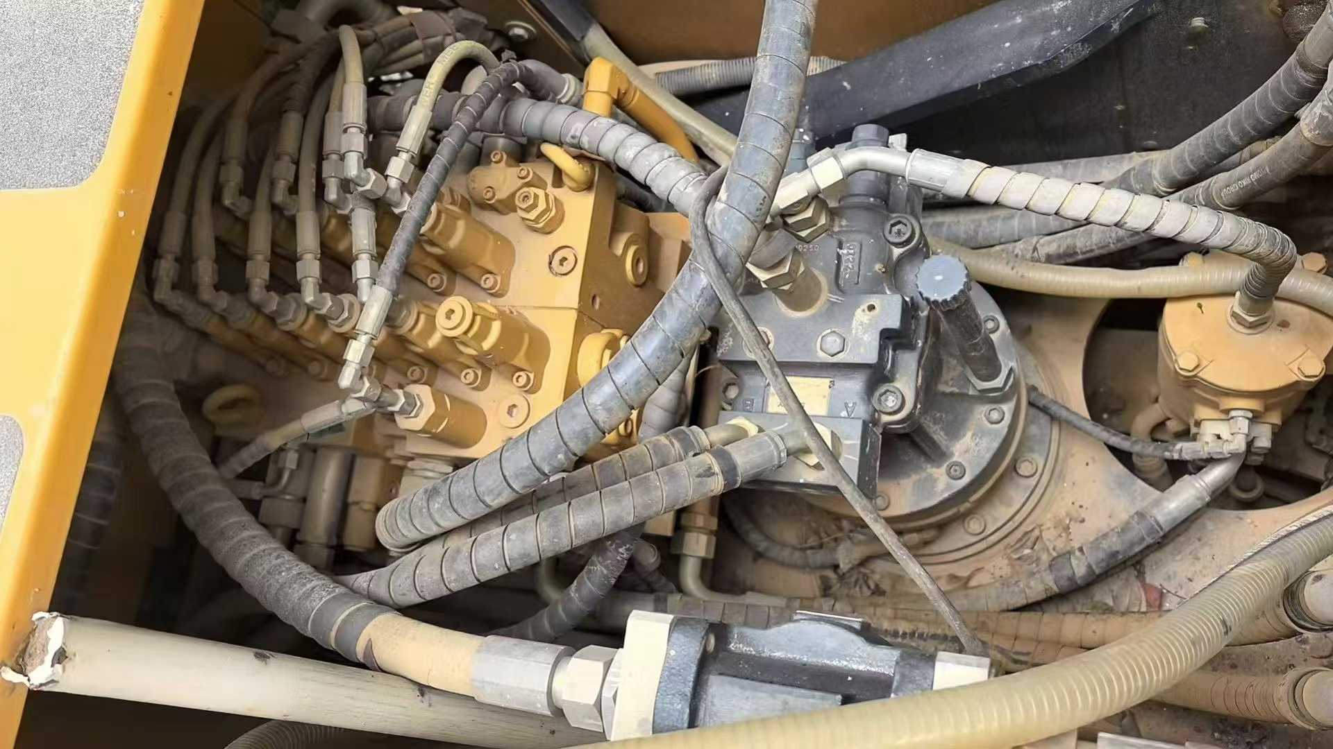 Used Sany SY135 Excavator 2021 Model / 3