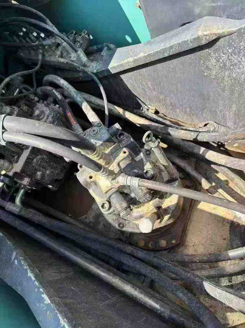 Used Kobelco SK210 Excavator 2016 Model / 9