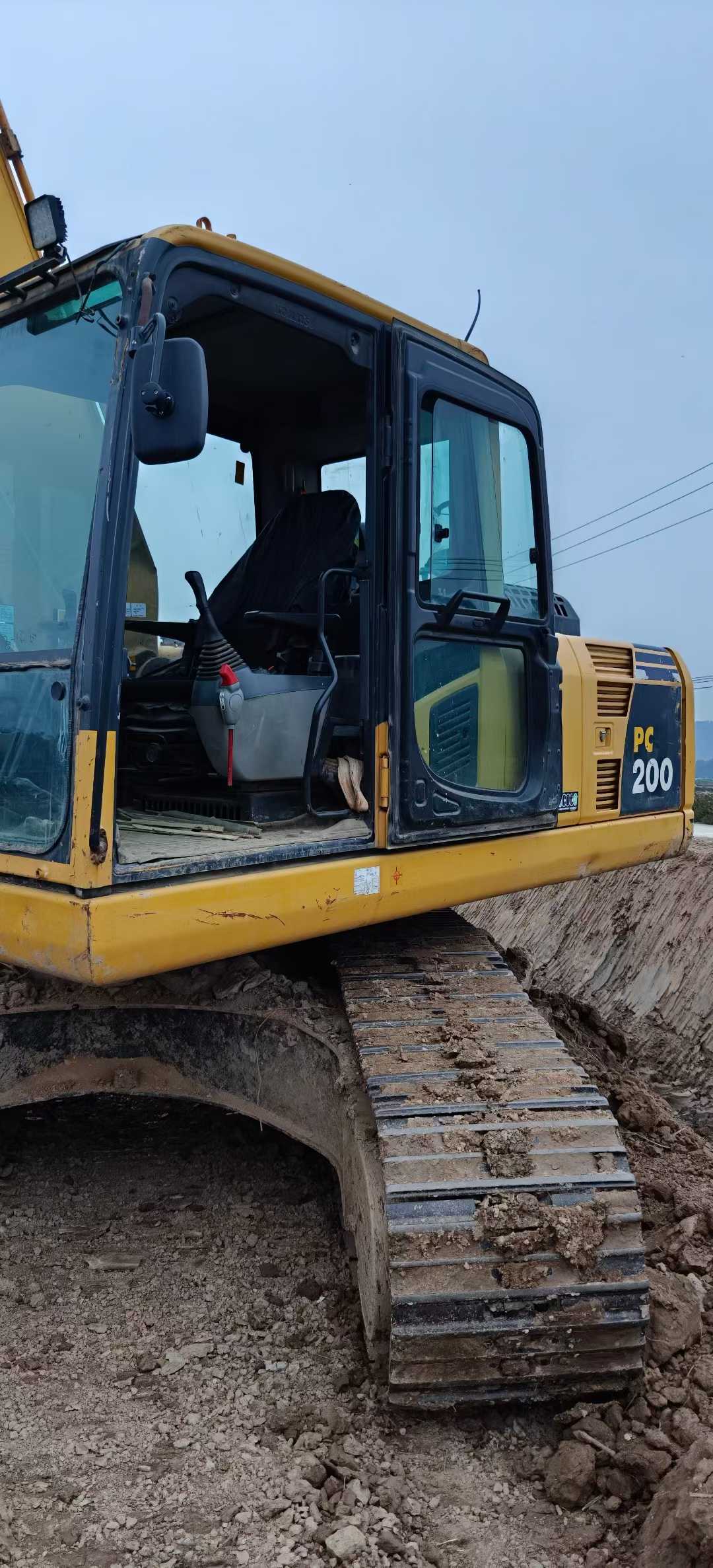 Used Komatsu PC200-8 Excavator 2019 Model / 4