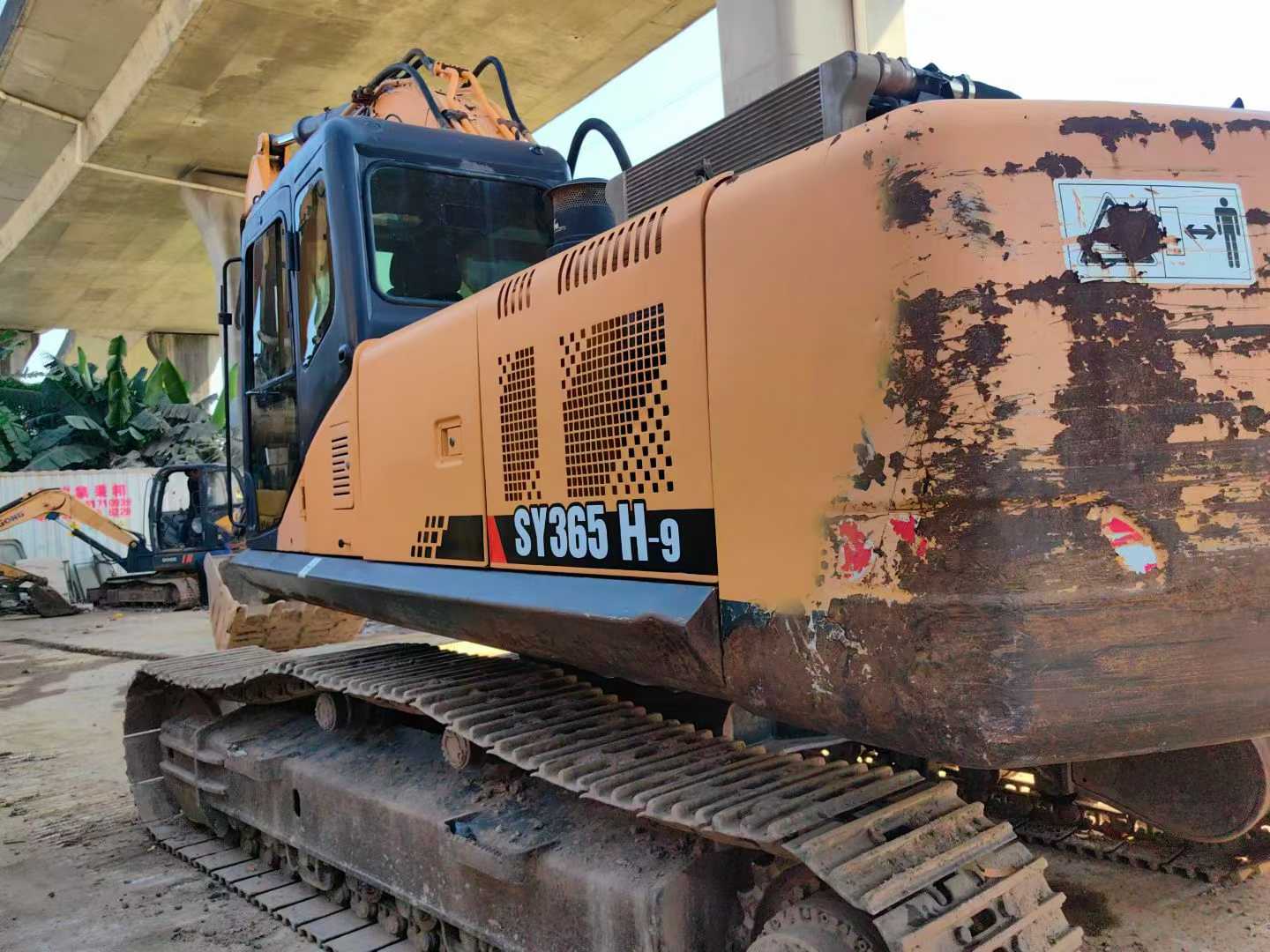 Used Sany SY305-9 Excavator 2016 Model / 2