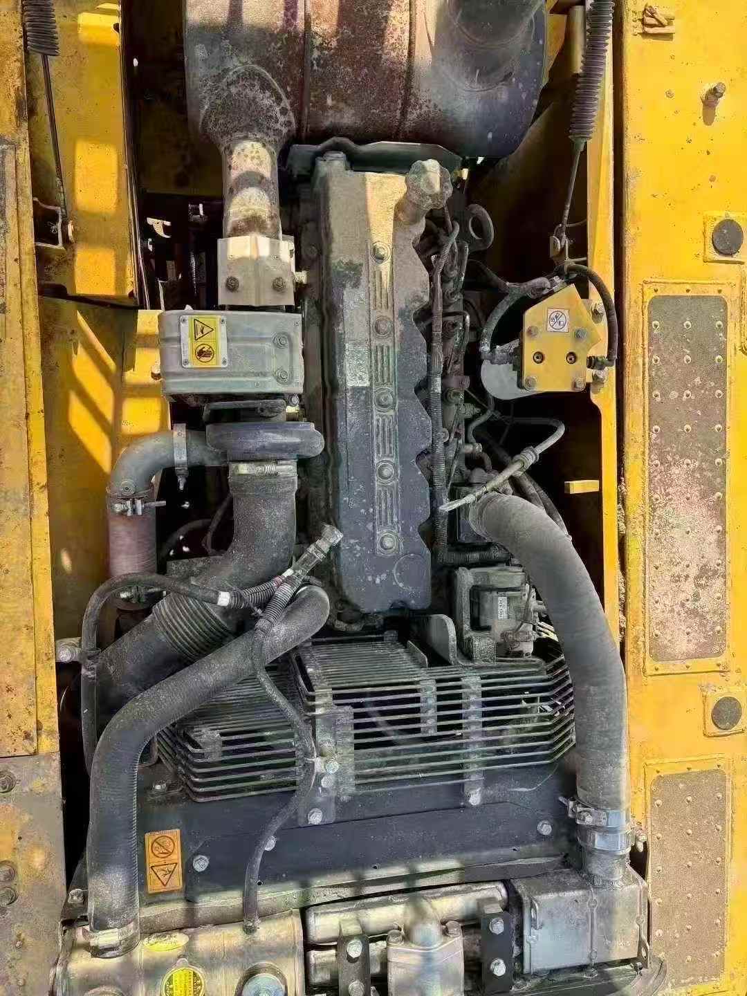 Used Komatsu PC200-8 Excavator 2018 Model / 6