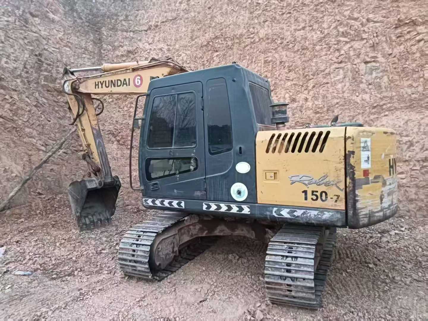 Used Hyundai R110-7 Excavator 2016 Model / 5