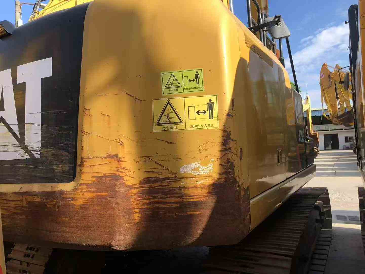 Used Caterpillar 320E Excavator 2016 Model / 3