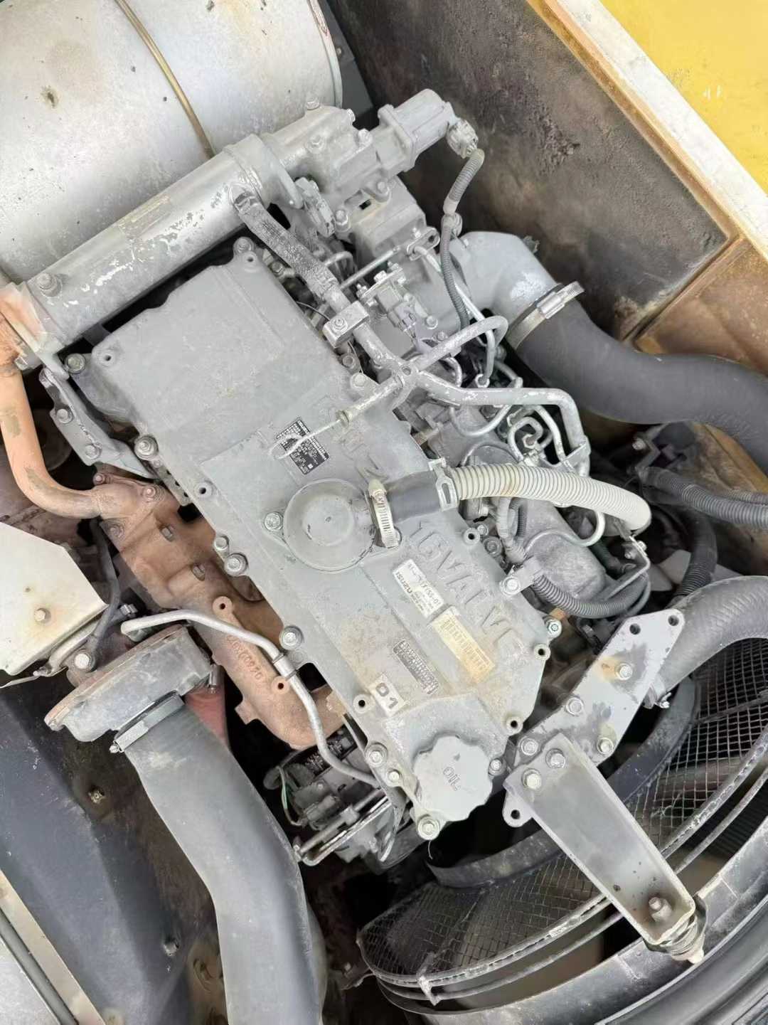 Used Sumitomo SH200A5 Excavator 2016 Model / 8