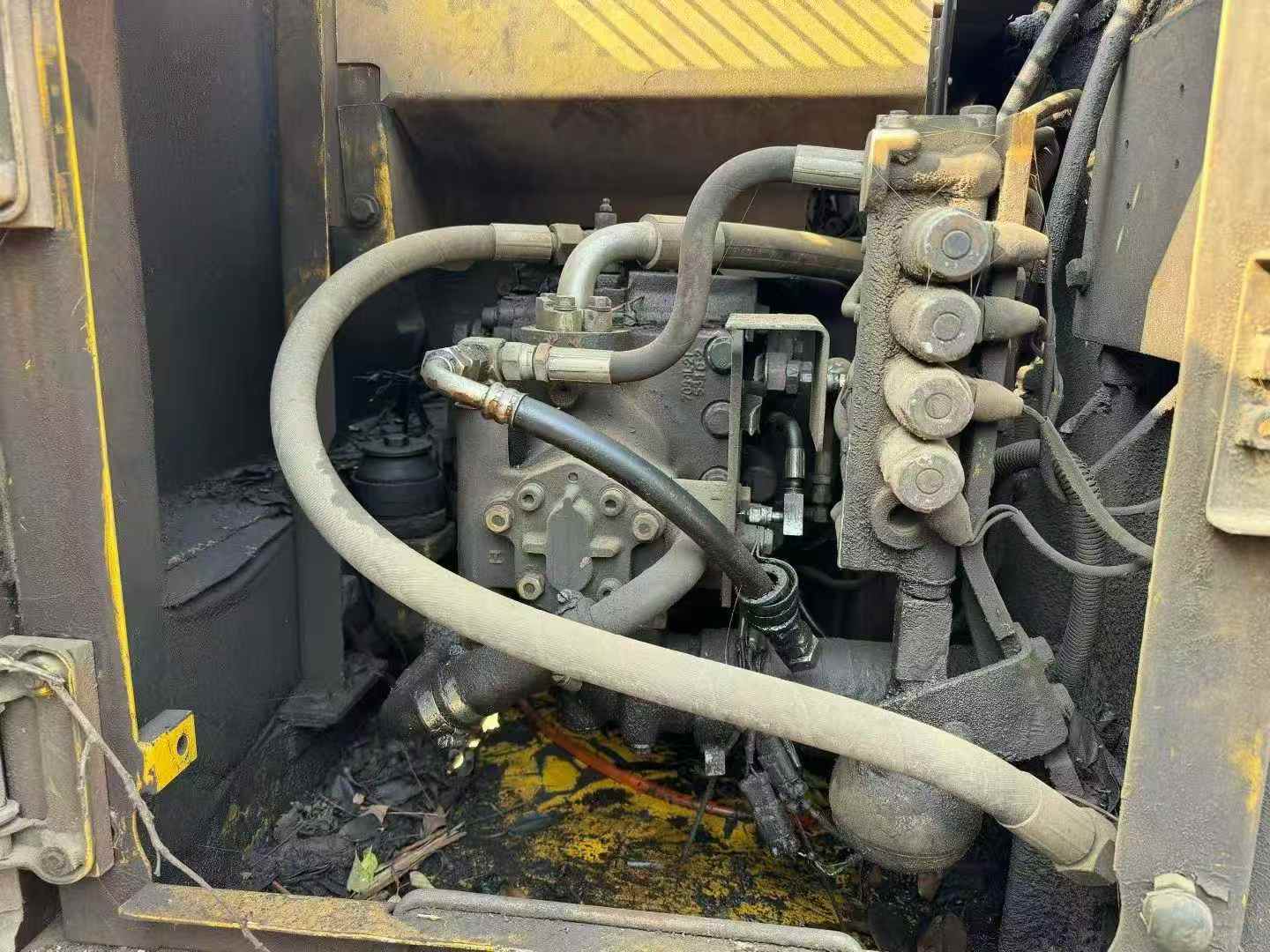 Used Komatsu PC120-6E Excavator 2016 Model / 2