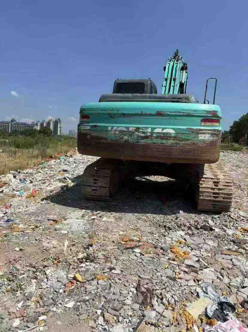 Used Kobelco SK210 Excavator 2016 Model / 5