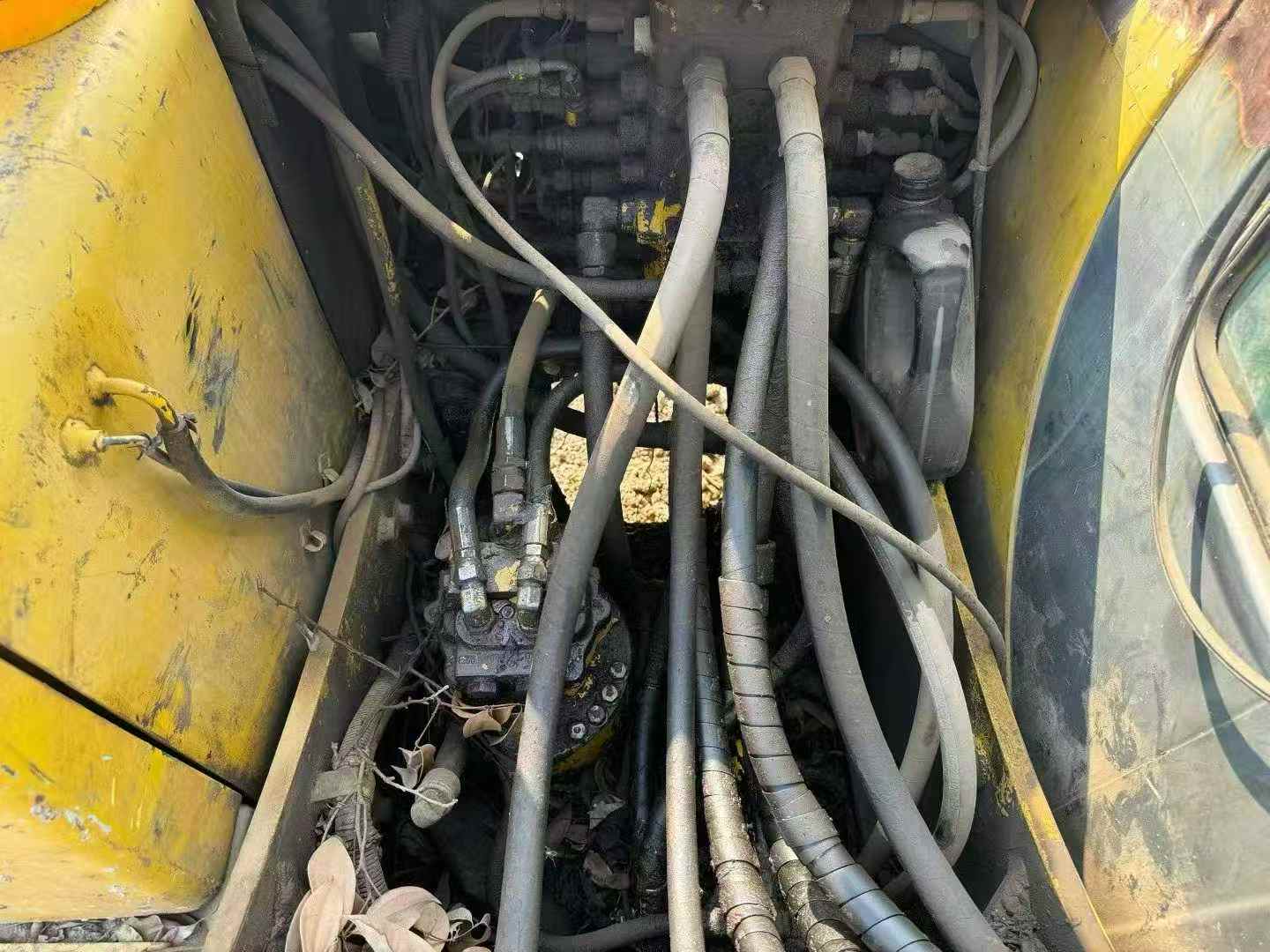 Used Komatsu PC120-6E Excavator 2016 Model / 4