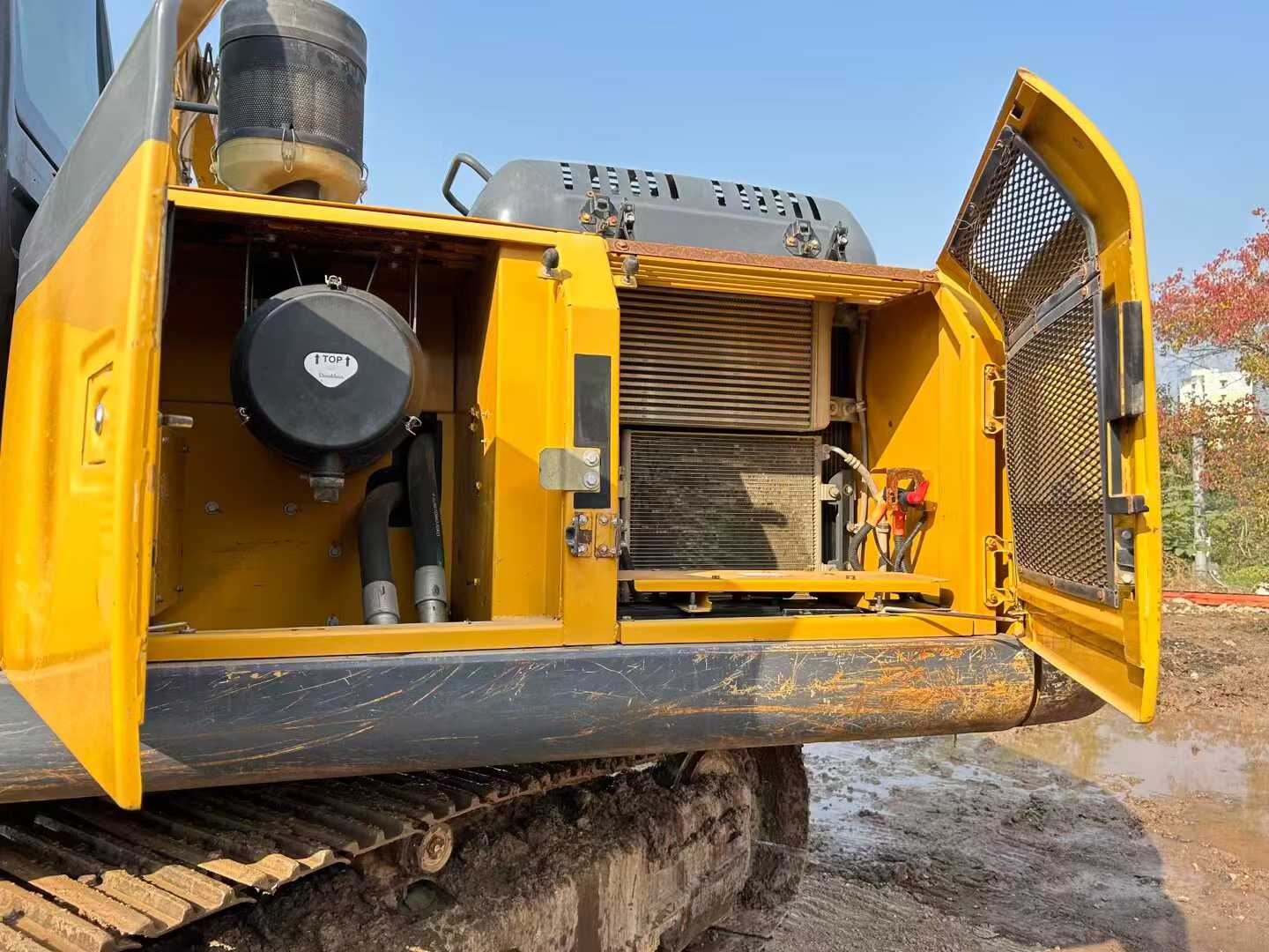 Used XCMG XE135GA Excavator 2018 Model / 3