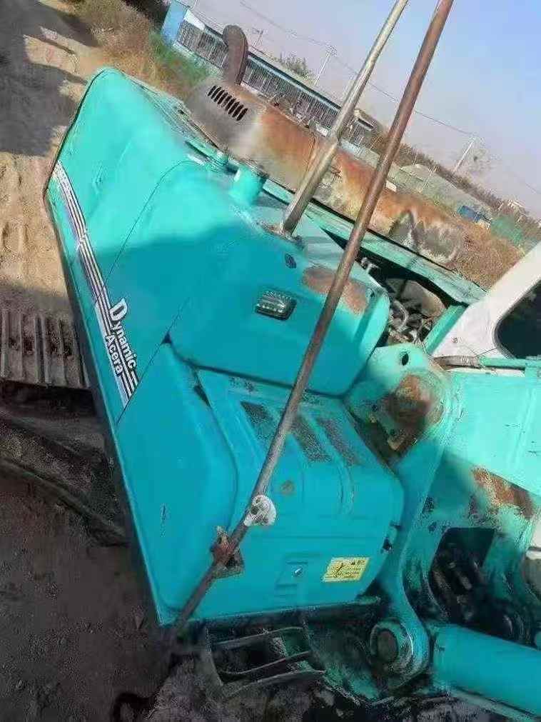 Used Kobelco SK250-6E Excavator 2016 Model / 4