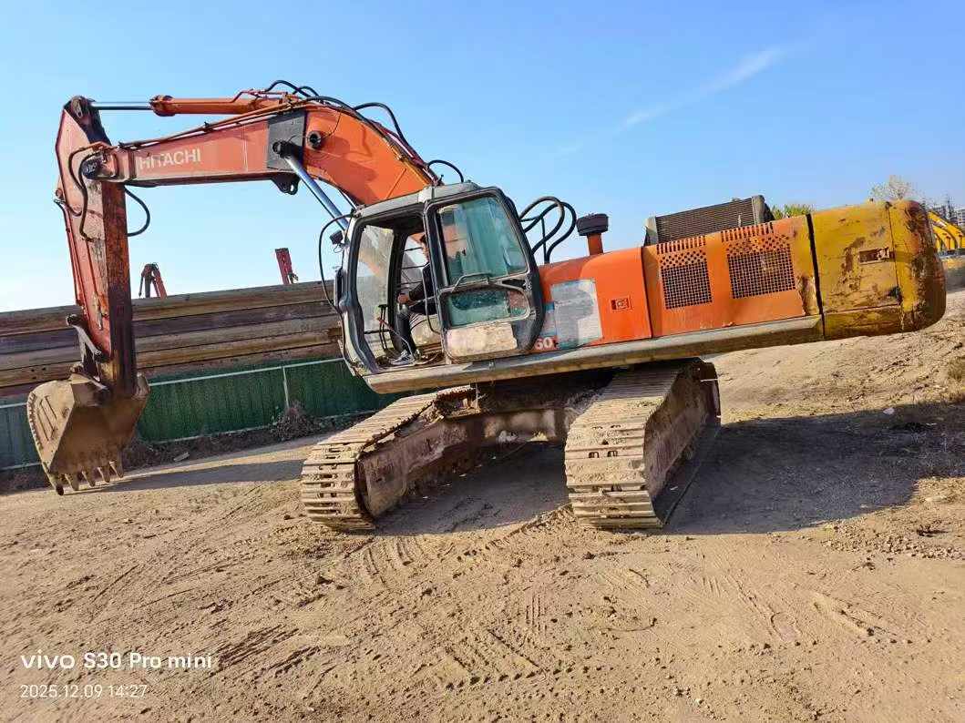 Used Hitachi ZX60 Excavator 2016 Model / 2