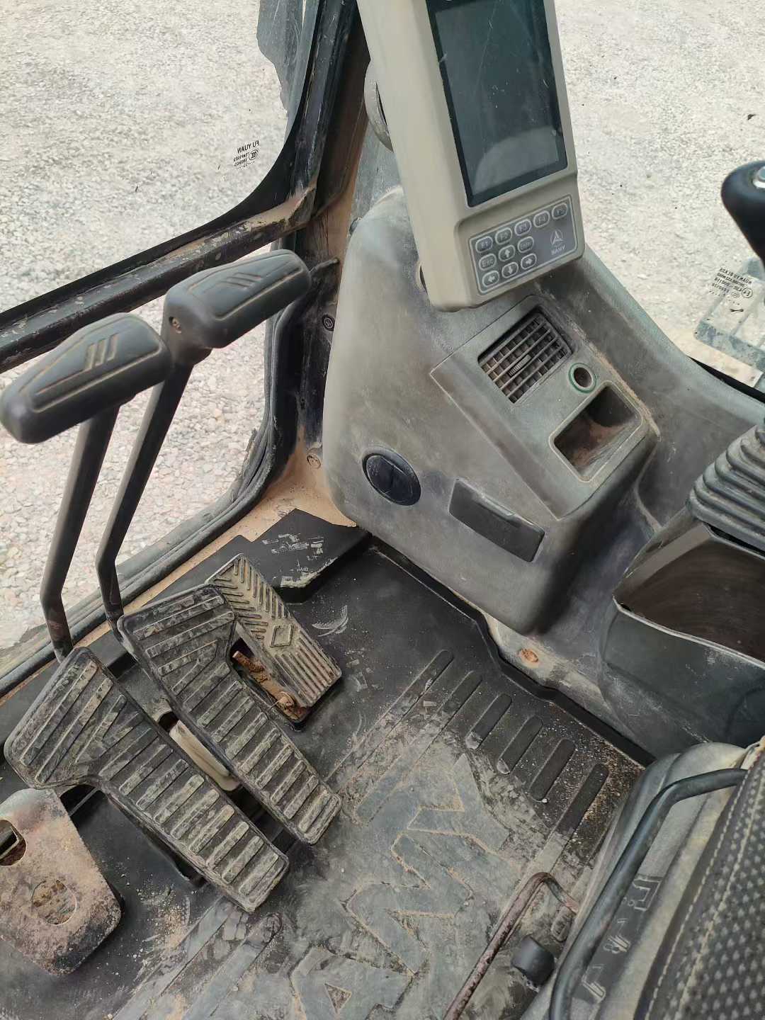 Used Sany SY215W Excavator 2019 Model / 4