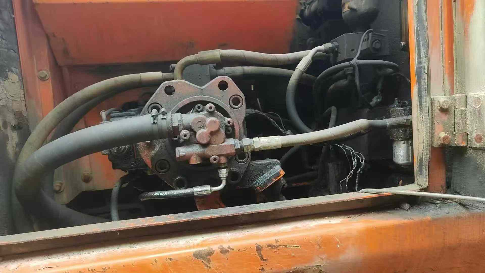 Used Doosan DH220-7 Excavator 2016 Model / 3