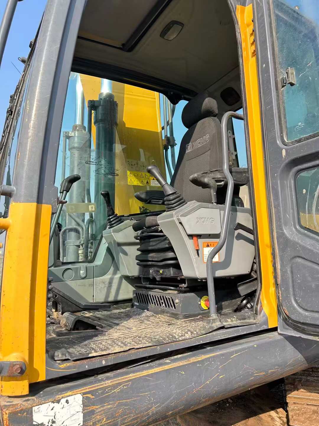 Used XCMG XE135GA Excavator 2018 Model / 6