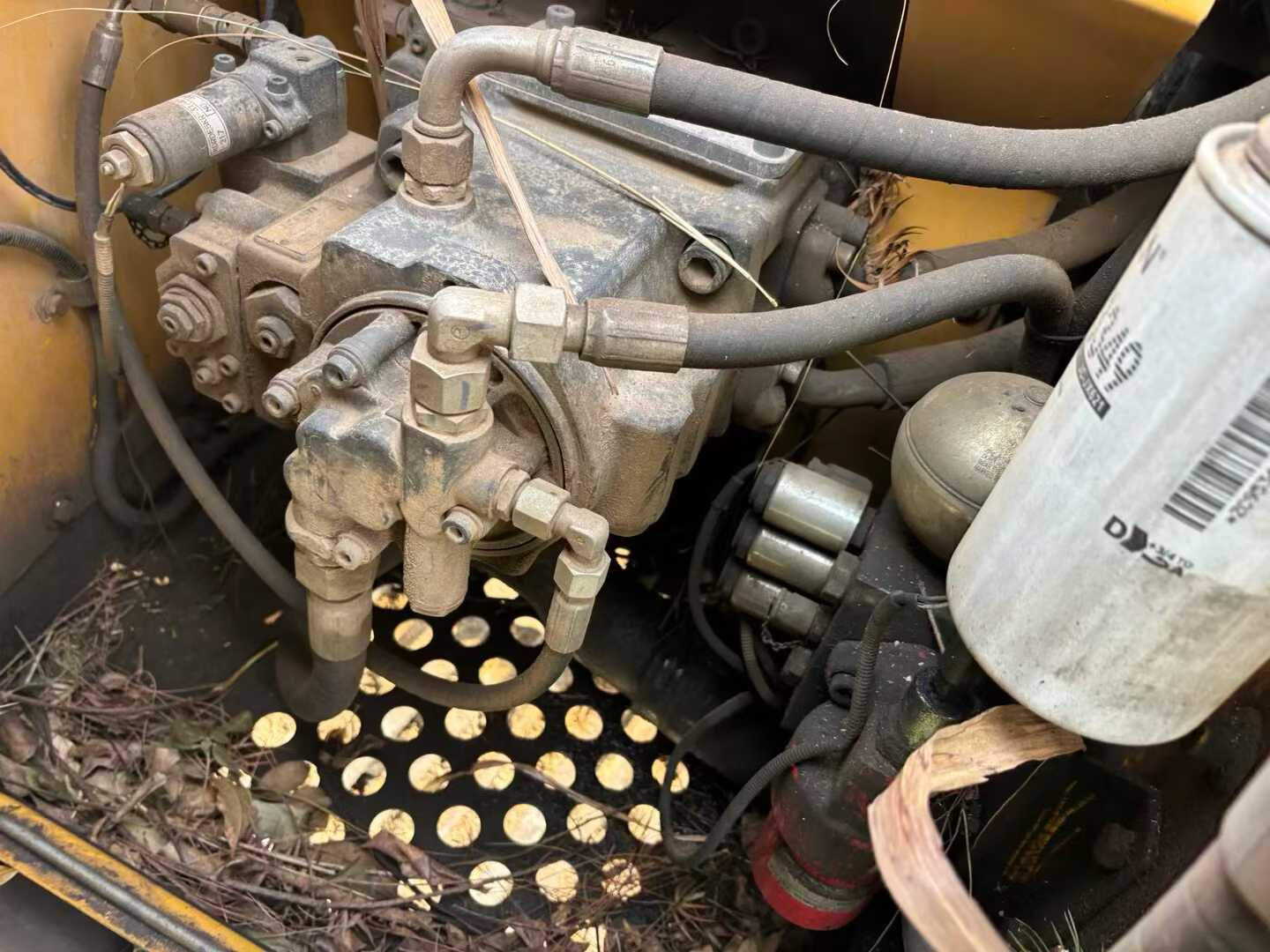 Used XCMG XE150 Excavator 2016 Model / 5