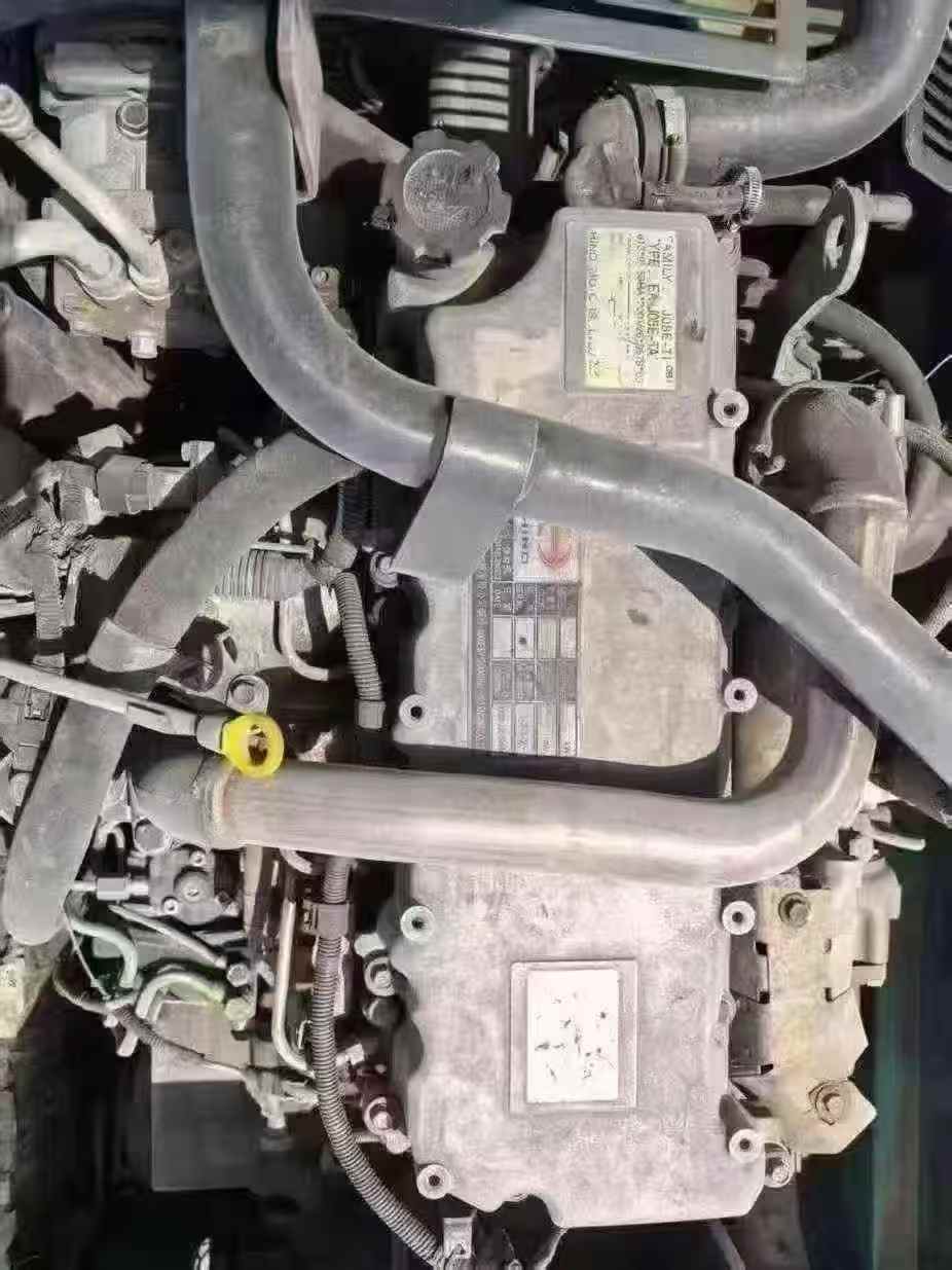 Used Kobelco SK200-8 Excavator 2016 Model / 3