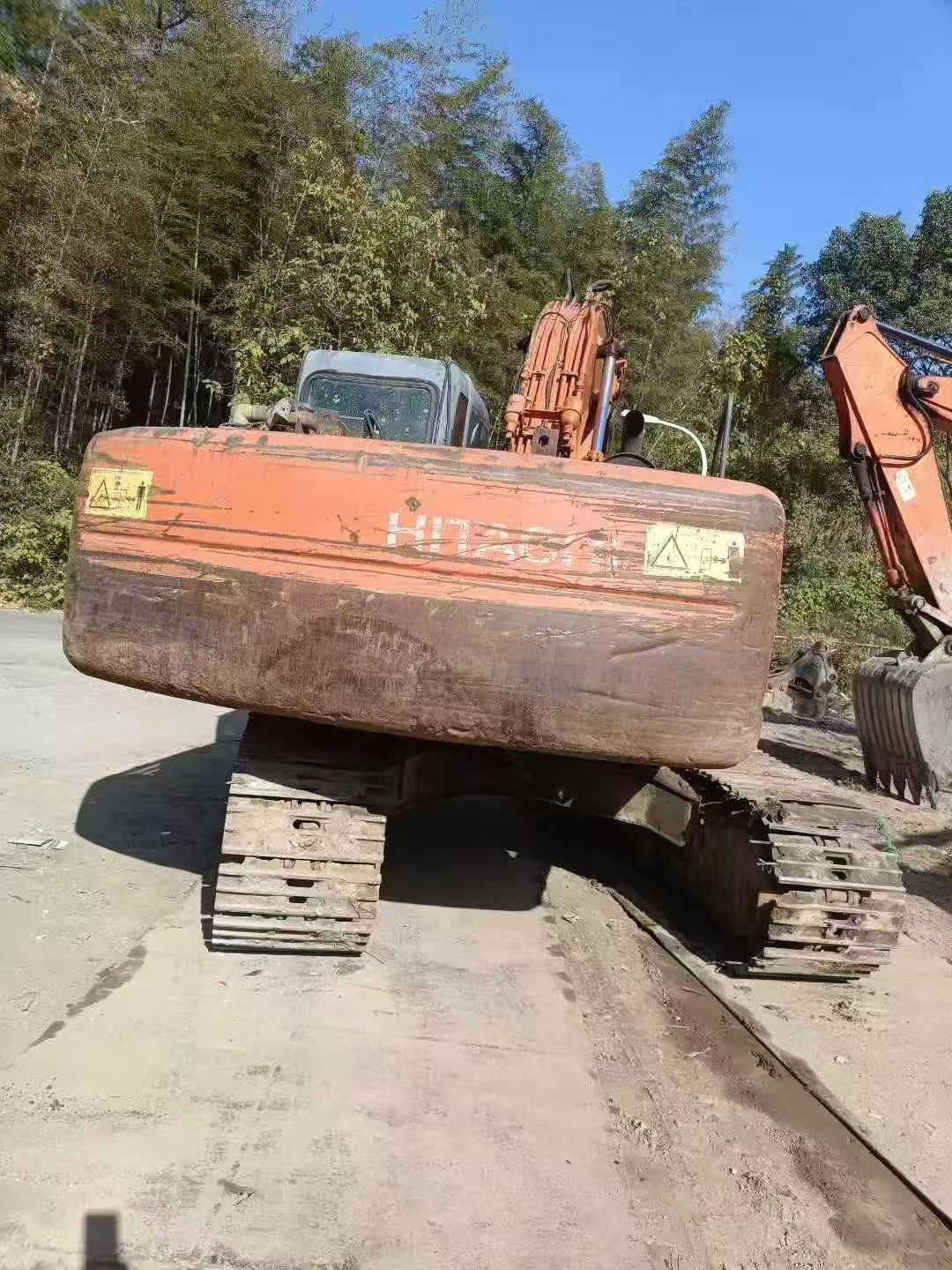 Used Hitachi ZAXIS200 Excavator 2016 Model / 2