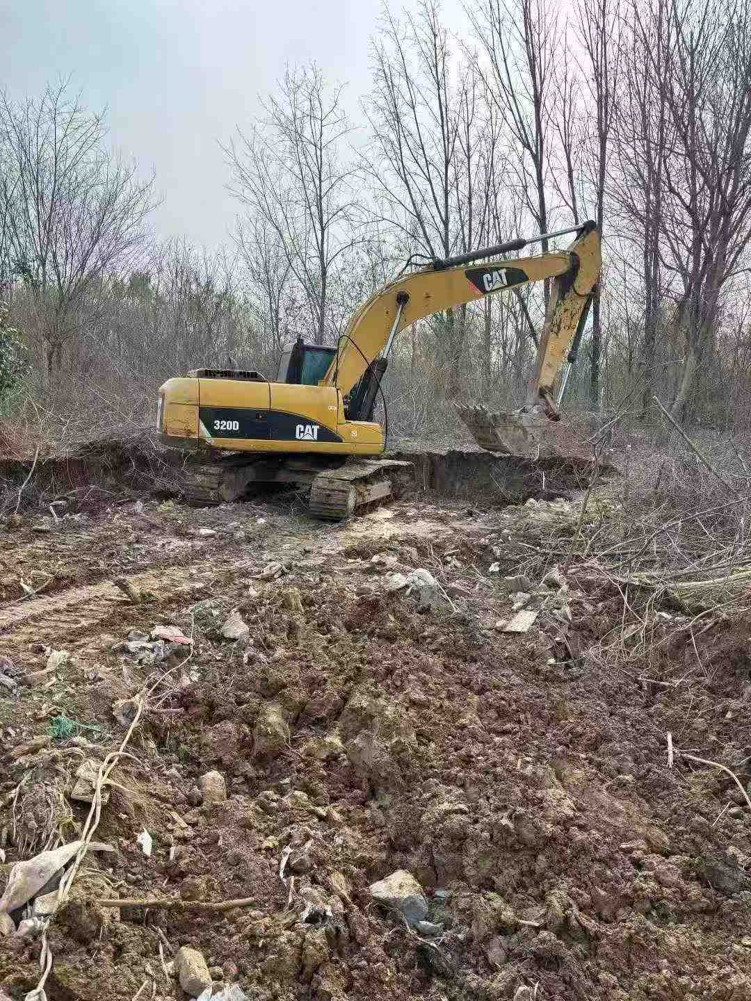 Used Caterpillar CT20 Excavator 2012 Model / 3