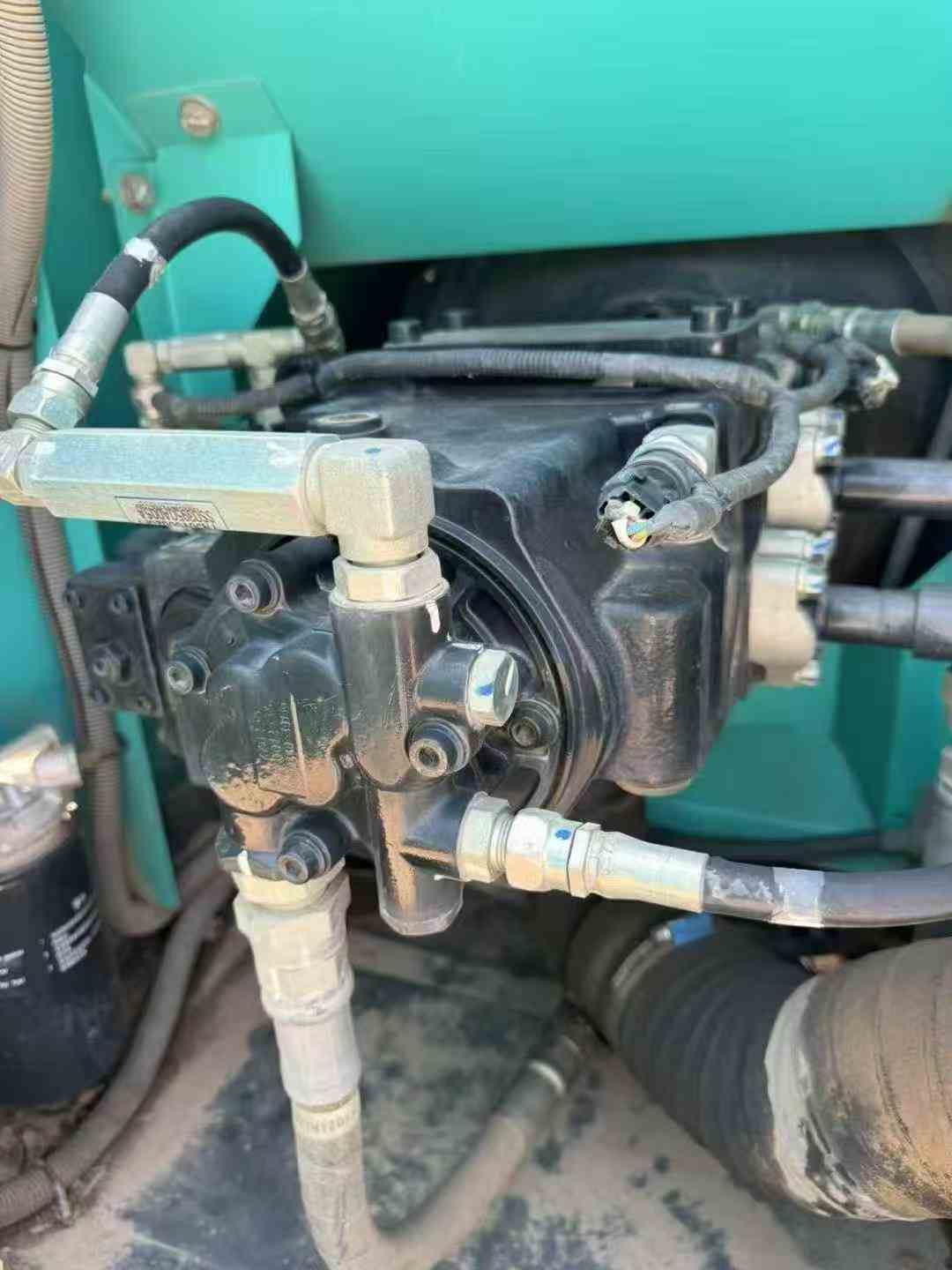 Used Kobelco SK140 Excavator 2018 Model / 3