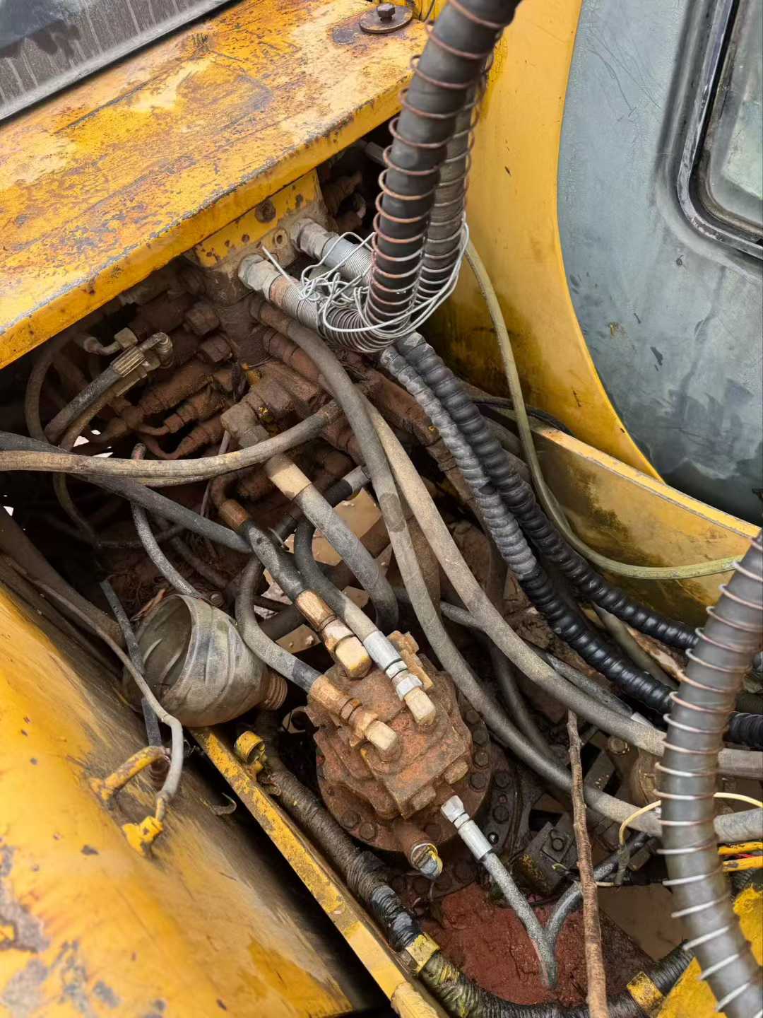 Used Komatsu PC120-6E Excavator 2016 Model / 5