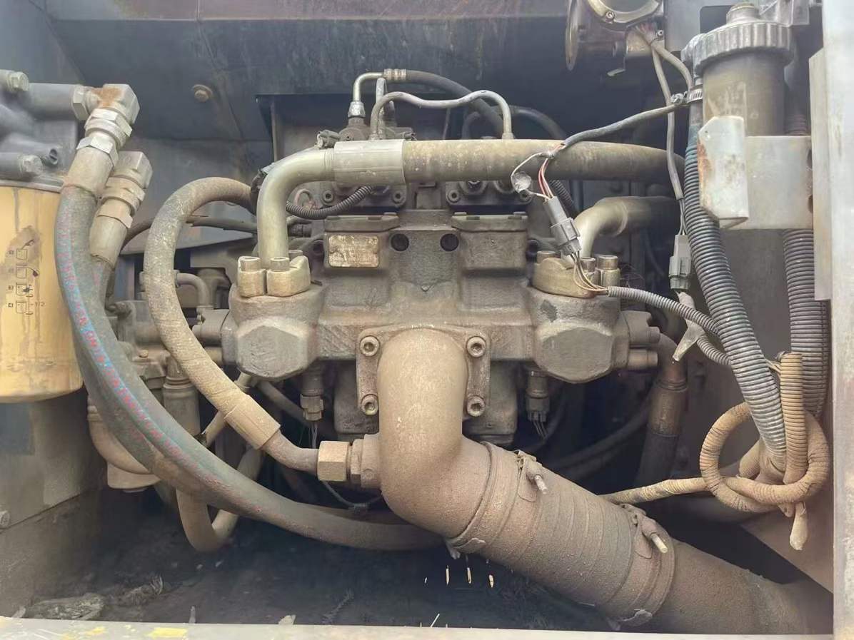 Used Hitachi ZX240-3 Excavator 2016 Model / 2