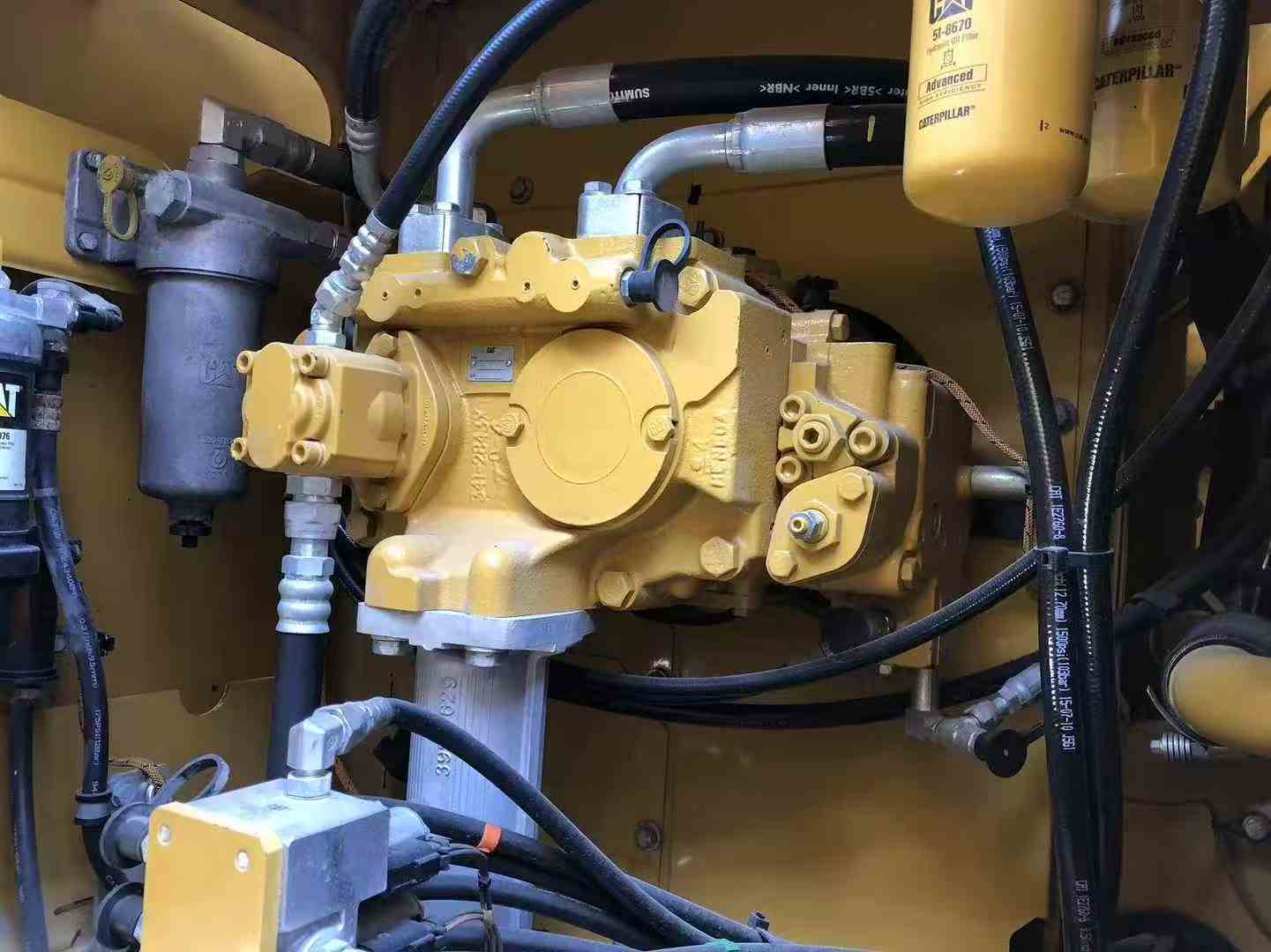 Used Caterpillar 320E Excavator 2016 Model / 4