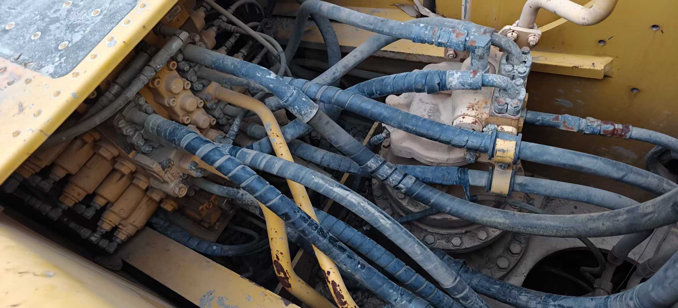 Used Komatsu PC200-8 Excavator 2019 Model / 6